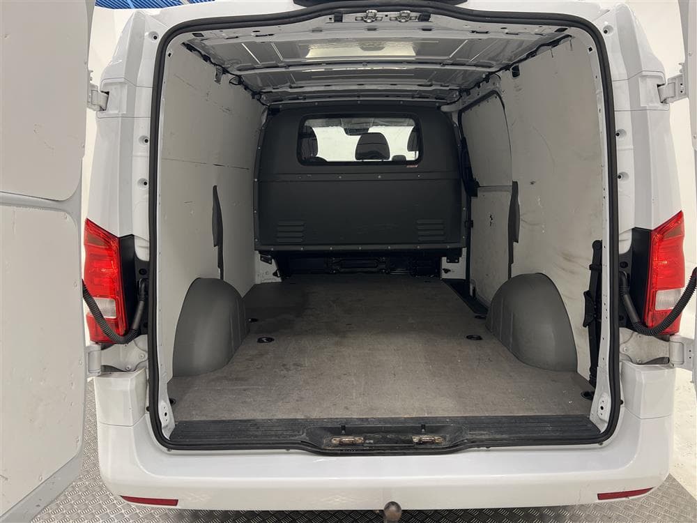 Mercedes-Benz Vito 116 Automat 163hk Lång Kamera Värmare Mo interiör