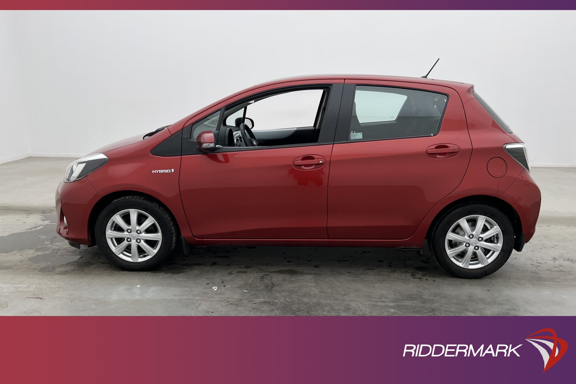 Toyota Yaris Hybrid e-CVT 101hk