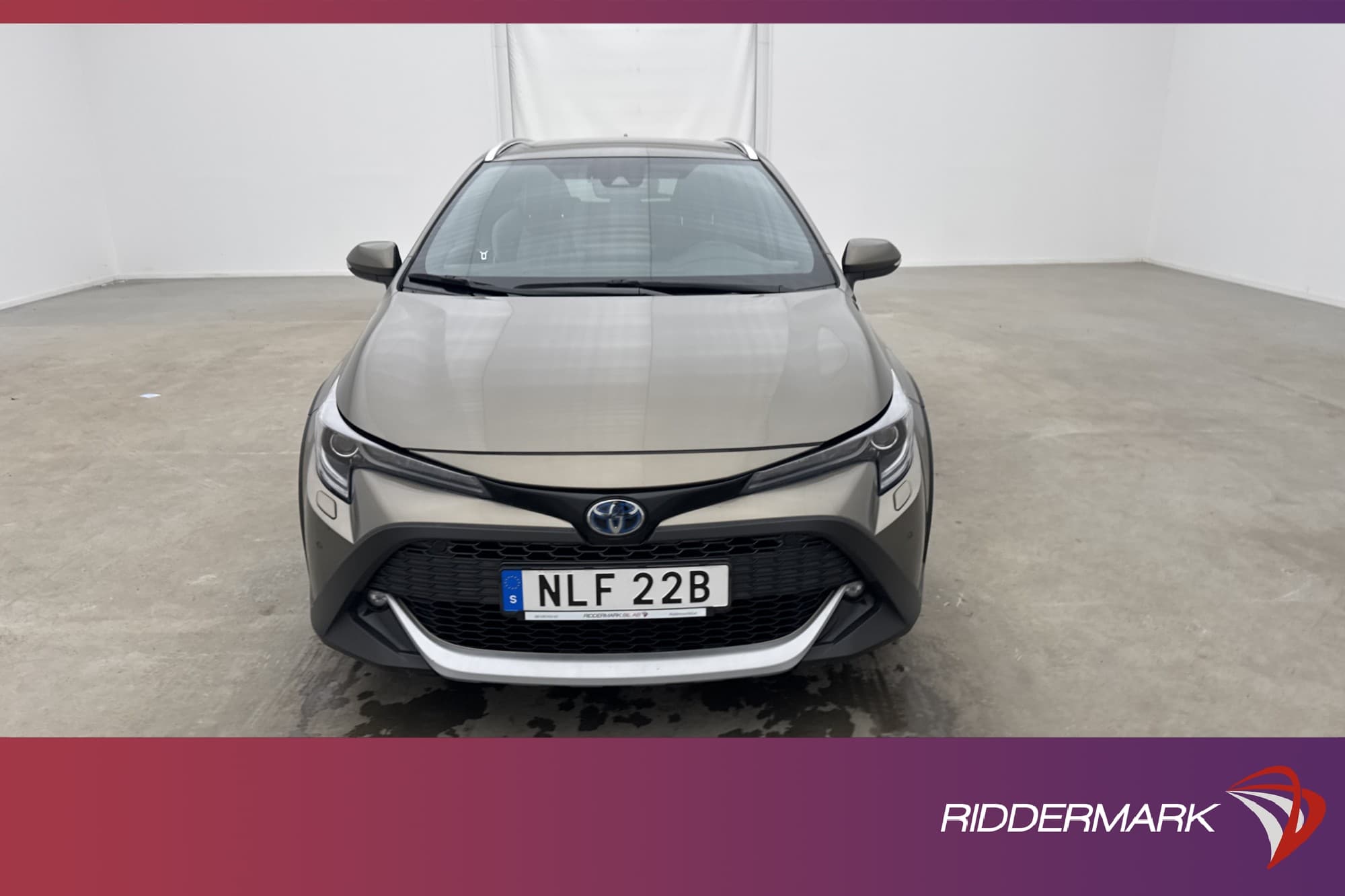 Toyota Corolla TREK Hybrid 122hk Kamera Navi Rattvärme