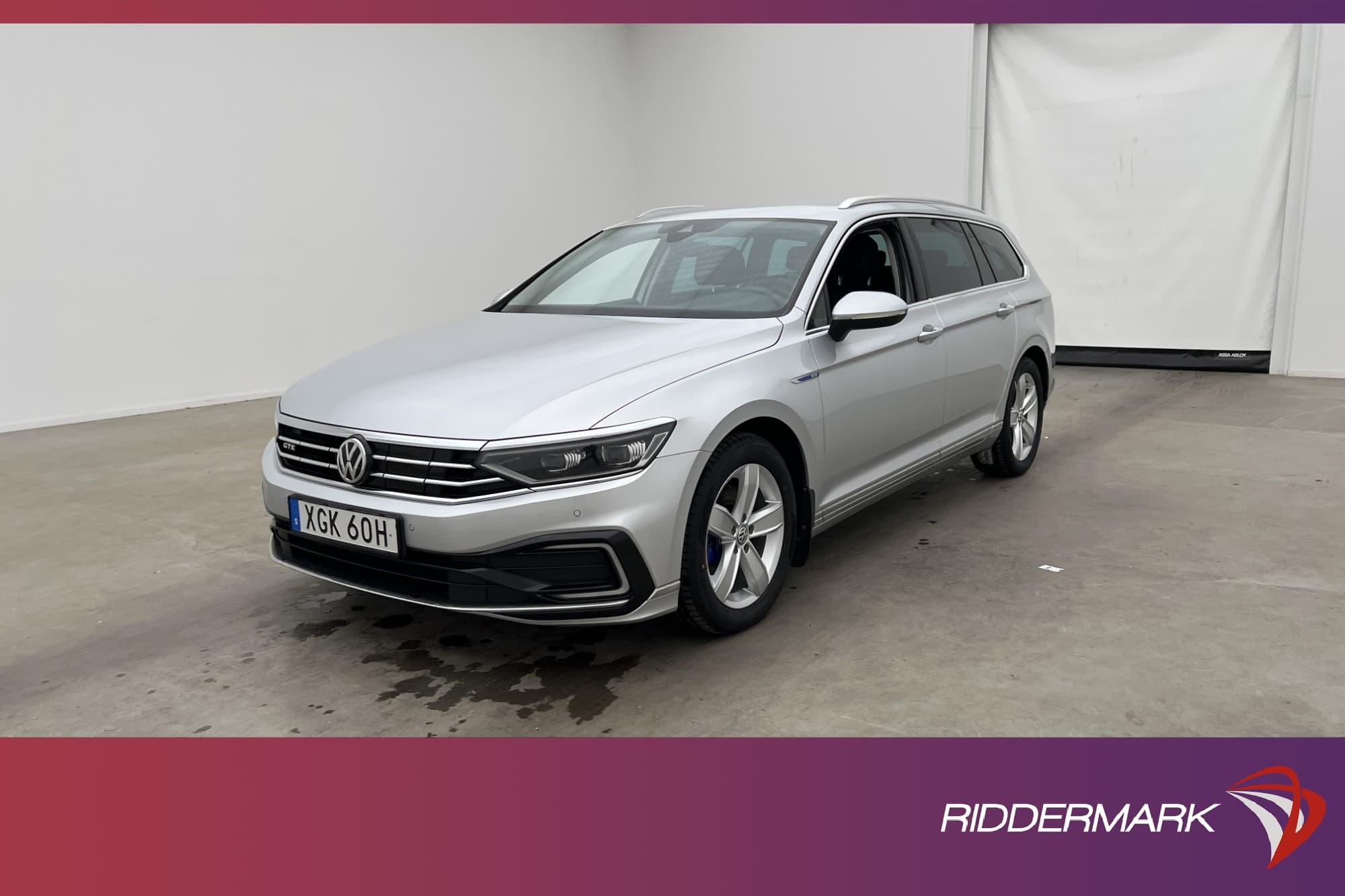 Volkswagen Passat GTE 218hk