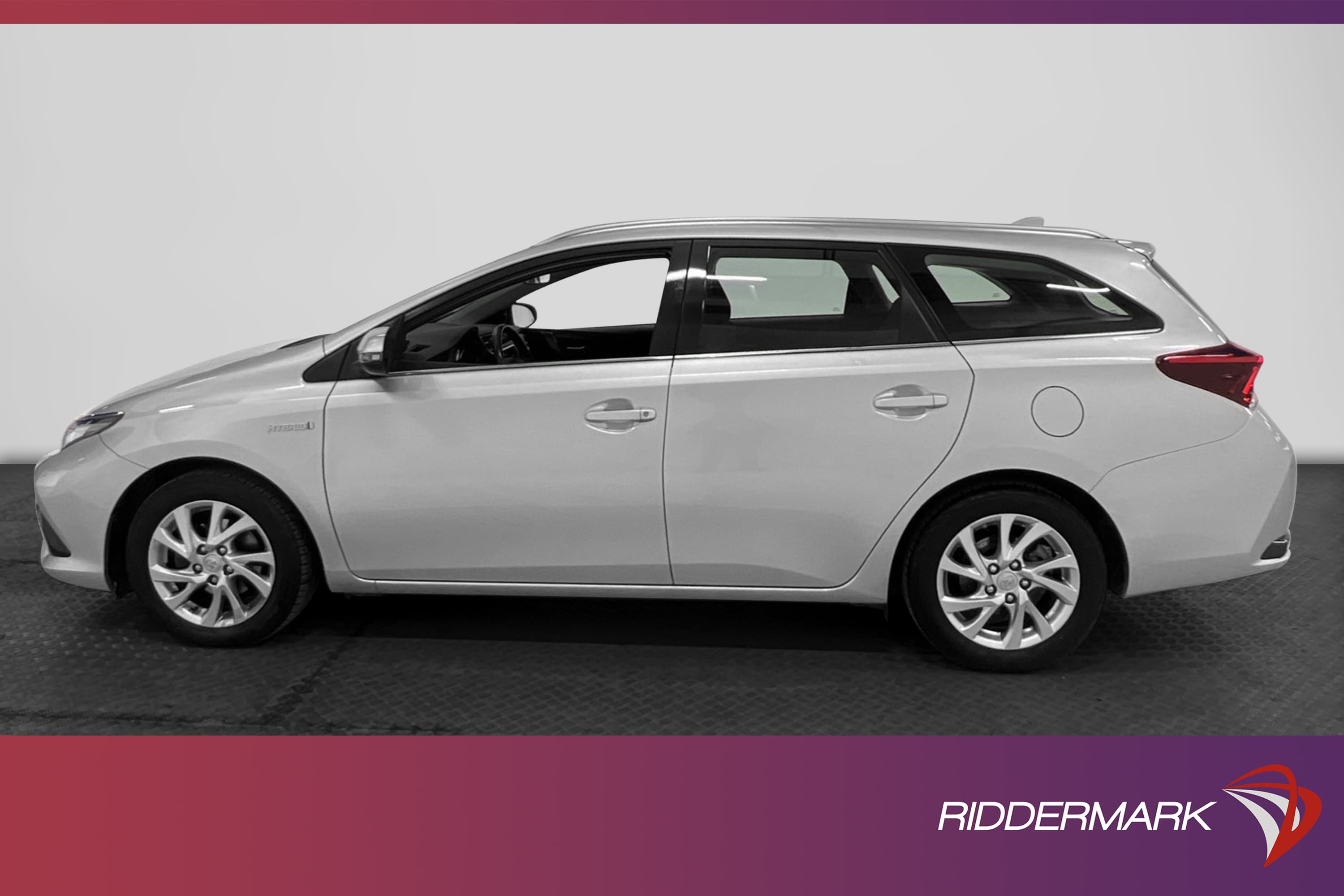 Toyota Auris Touring Sports