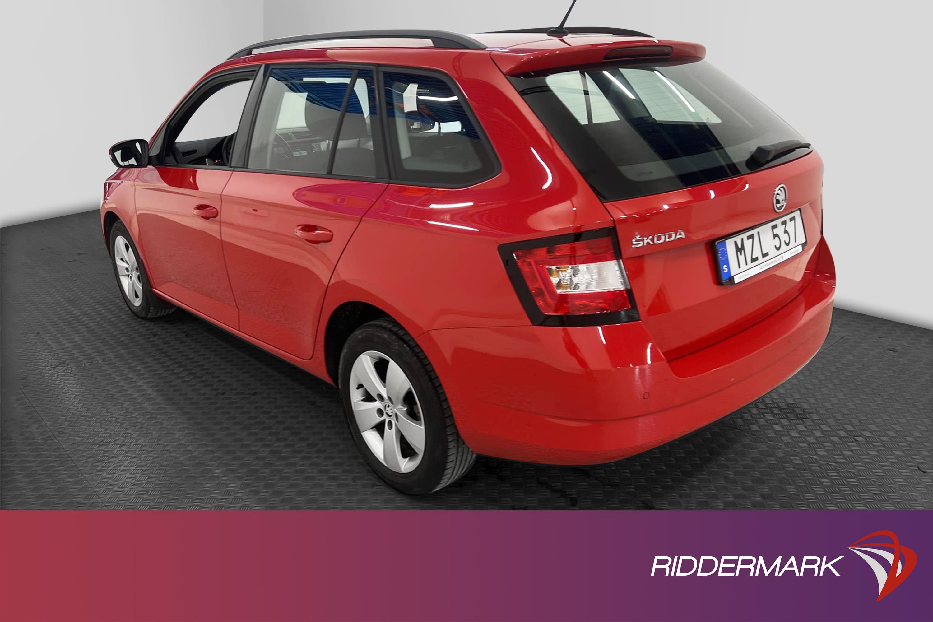 Skoda Fabia Kombi 1.2 TSI 90hk P-Sensor Låg Skatt 0,47L/mil