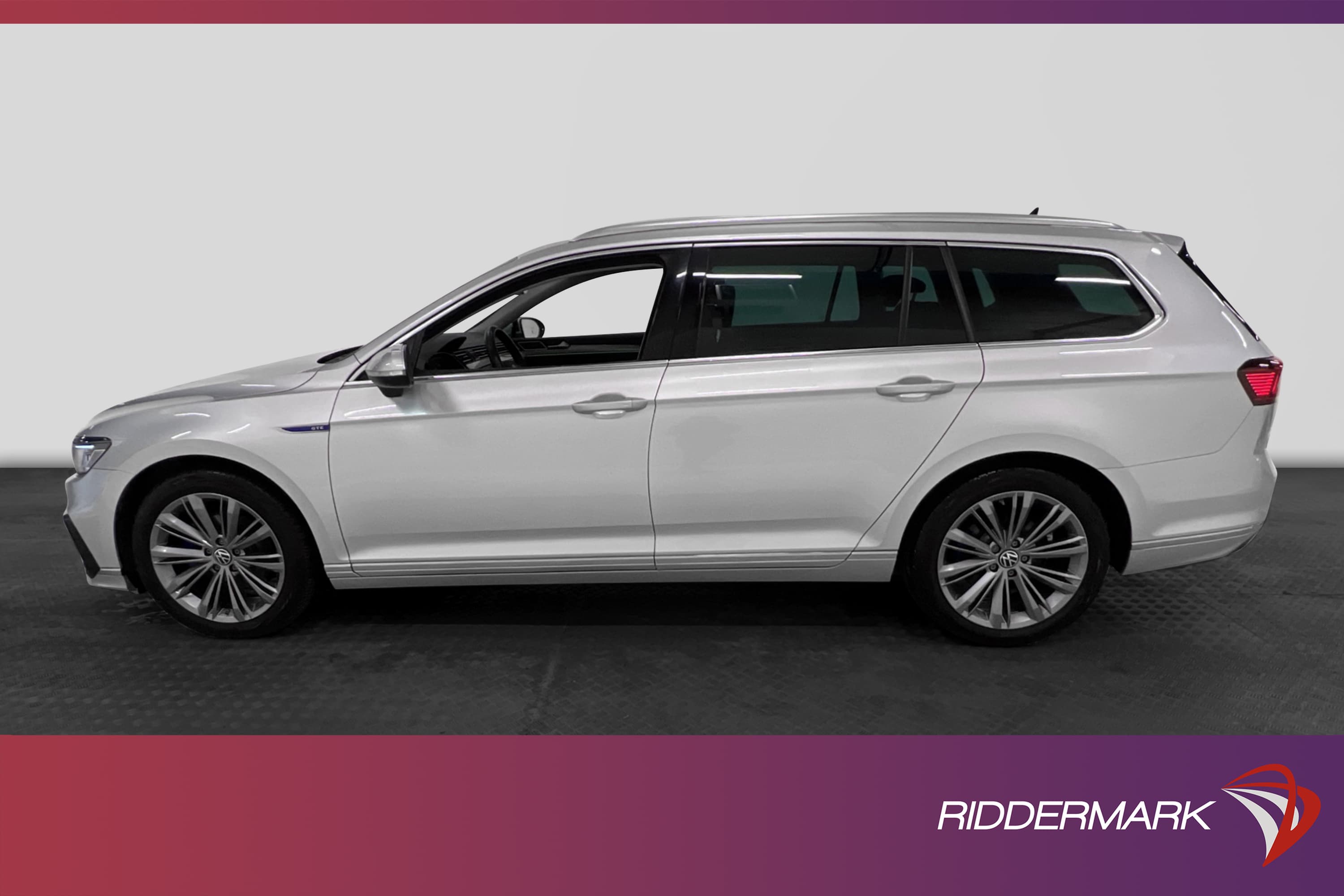 Volkswagen Passat GTE 218hk