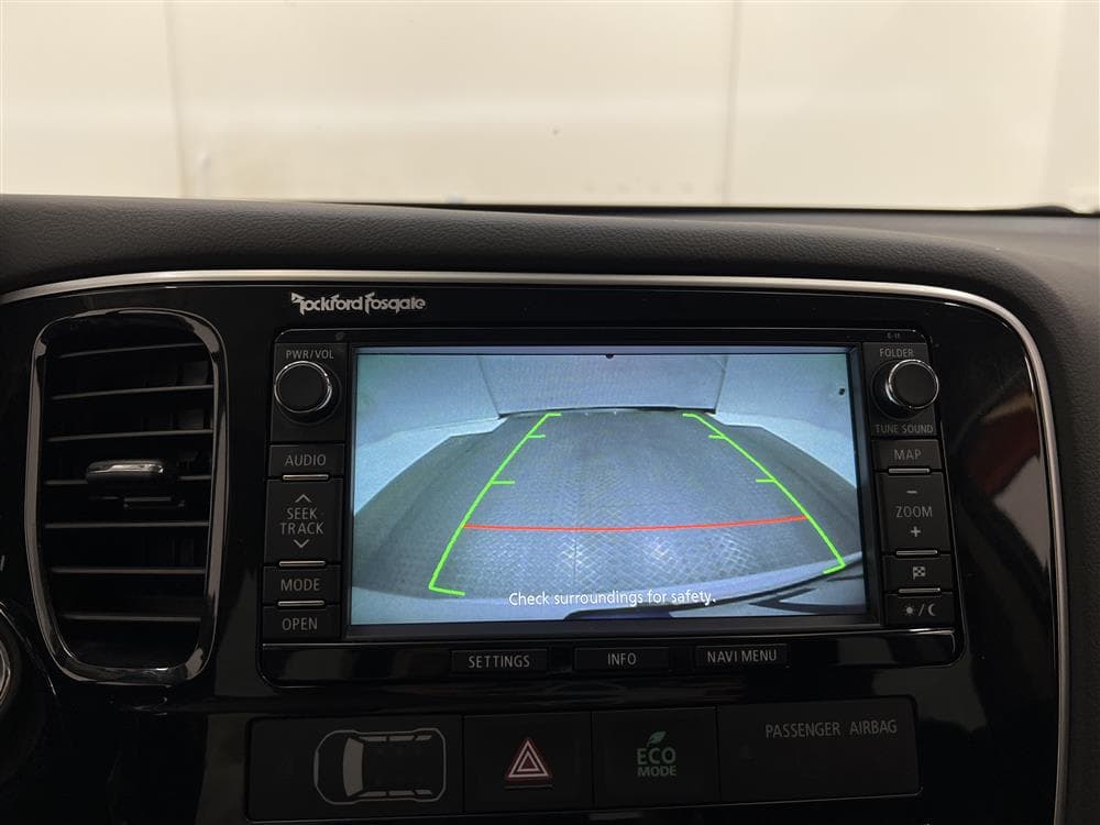 Mitsubishi Outlander PHEV 4WD Business Navi 2-brukareinteriör