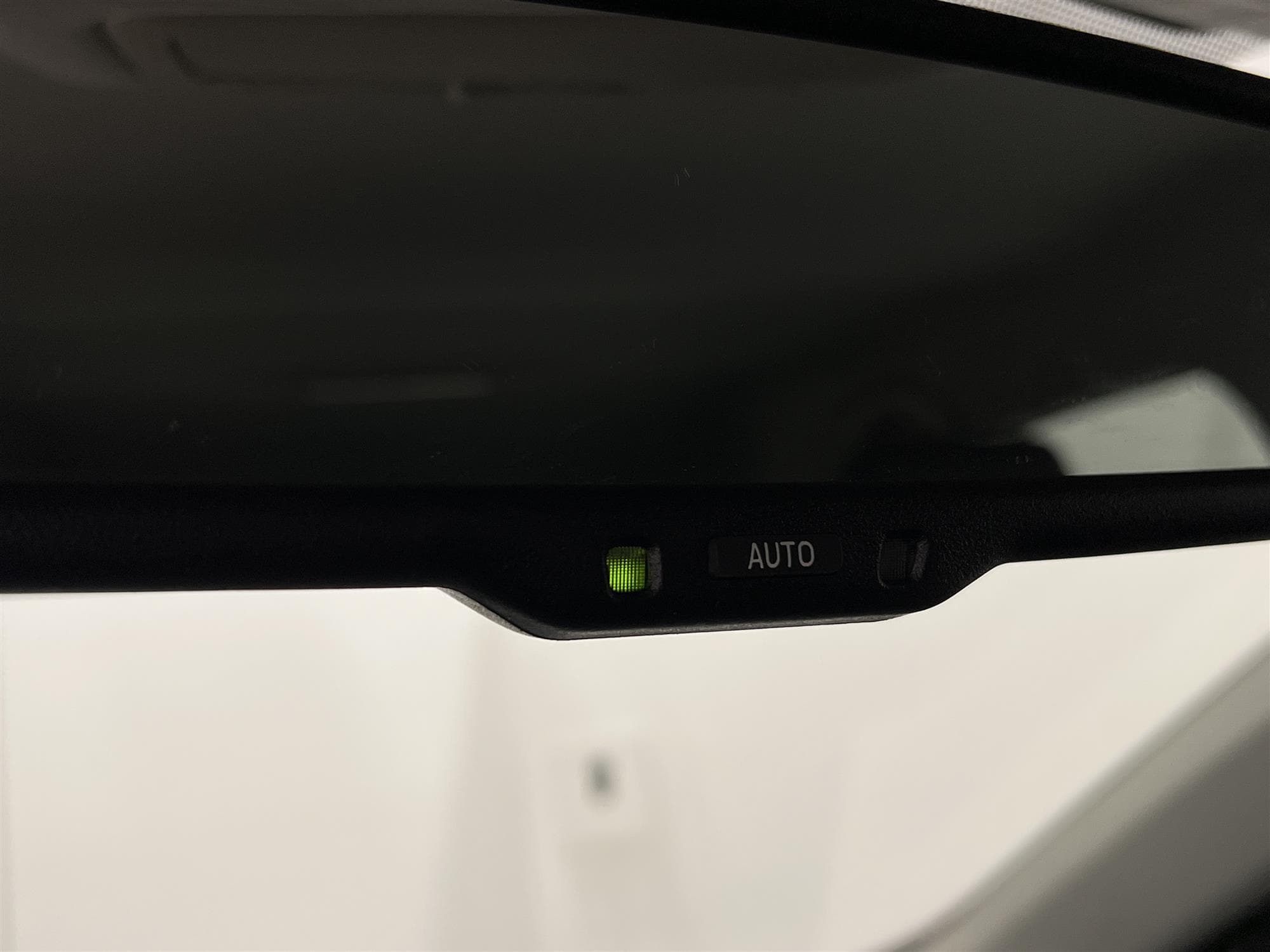Toyota  Auris Hybrid e-CVT 136hk   B-Kam Låg Skatt 0,39L/mil