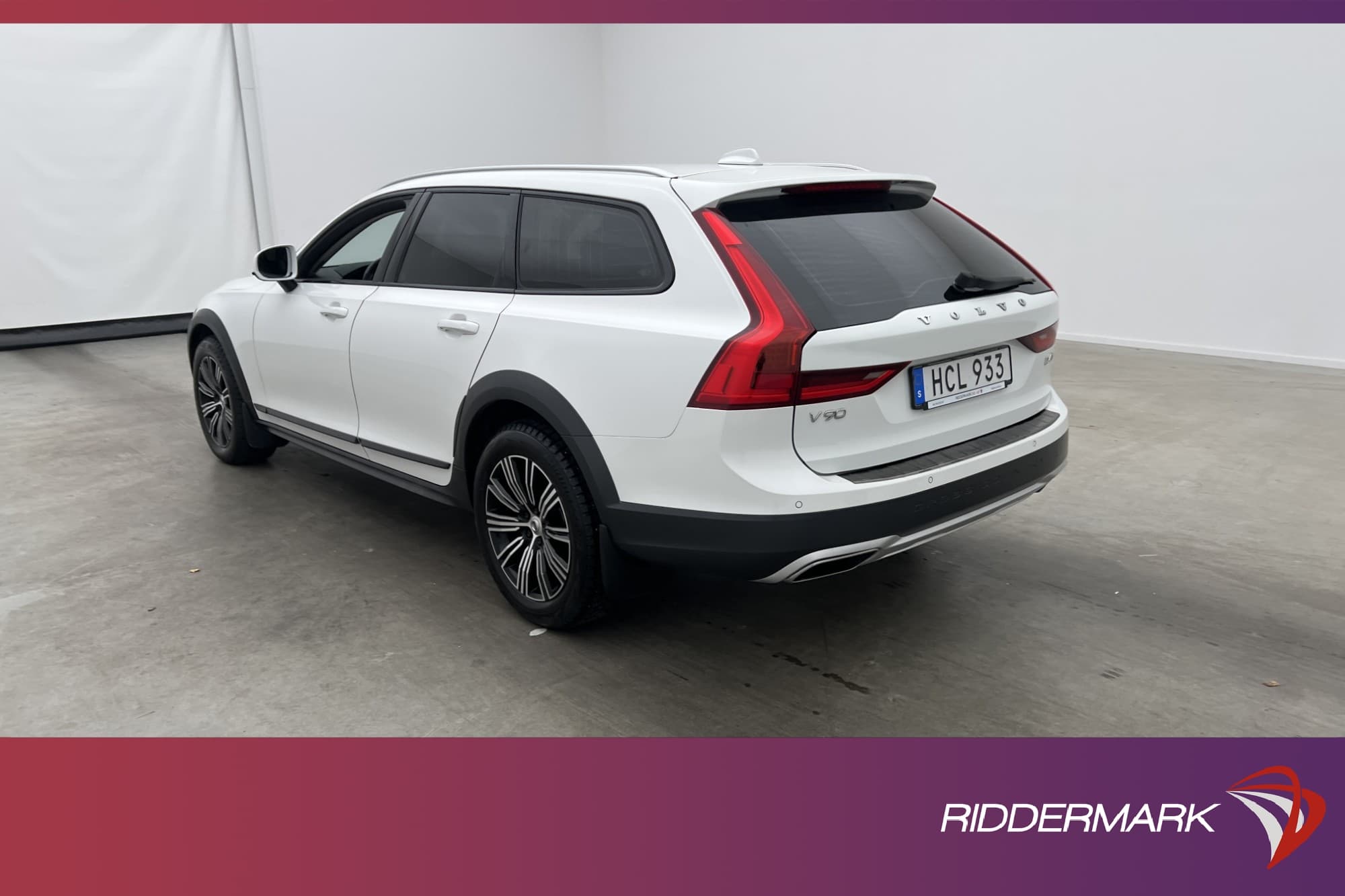 Volvo V90 Cross Country D4 AWD Momentum Plus