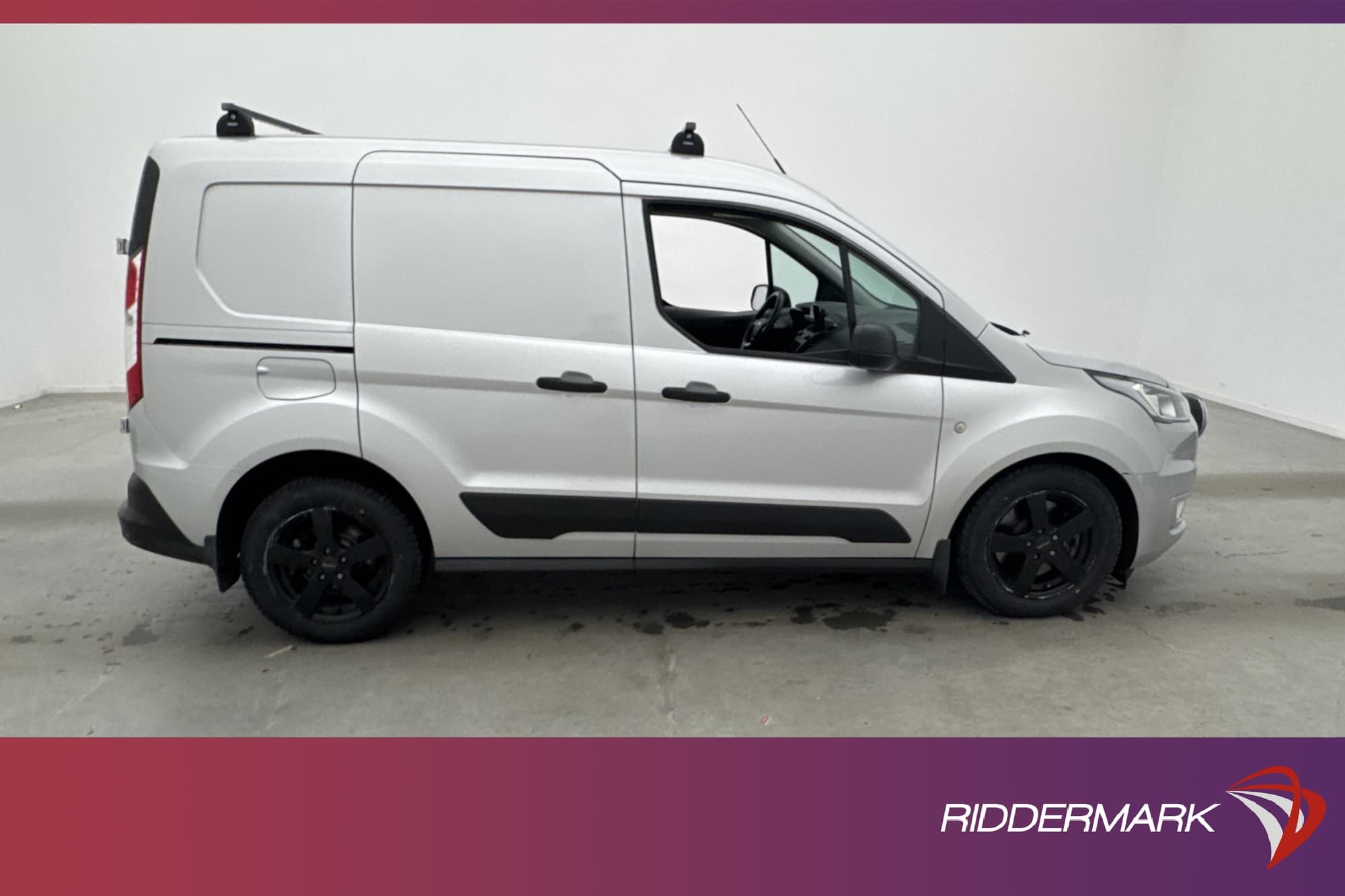 Ford Transit Connect 220