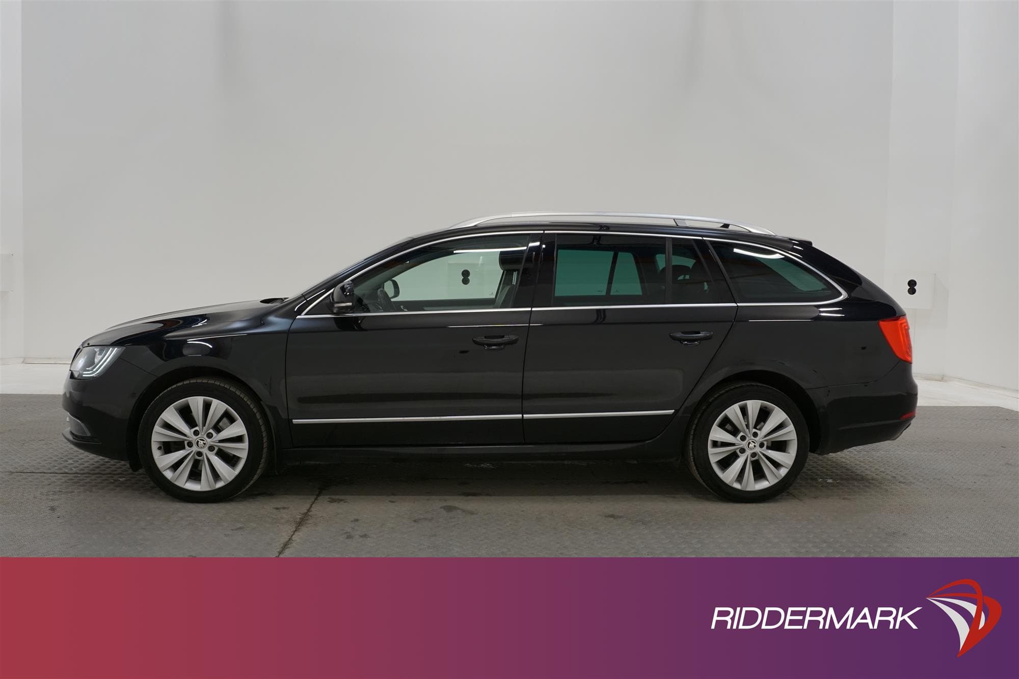 Skoda Superb 2.0 TDI 4x4 170hk Navi D-Värm Pano 0,56L/mil