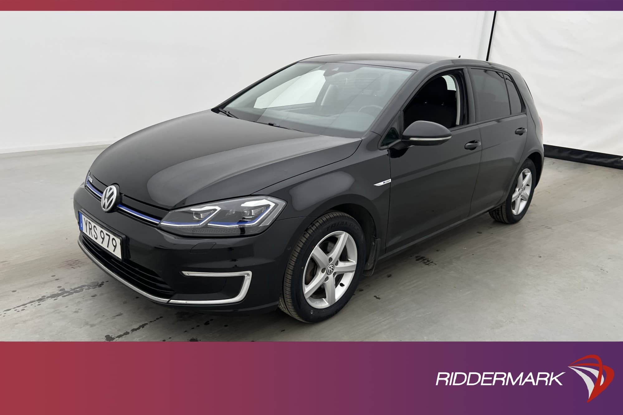 Volkswagen Golf e-Golf 136hk