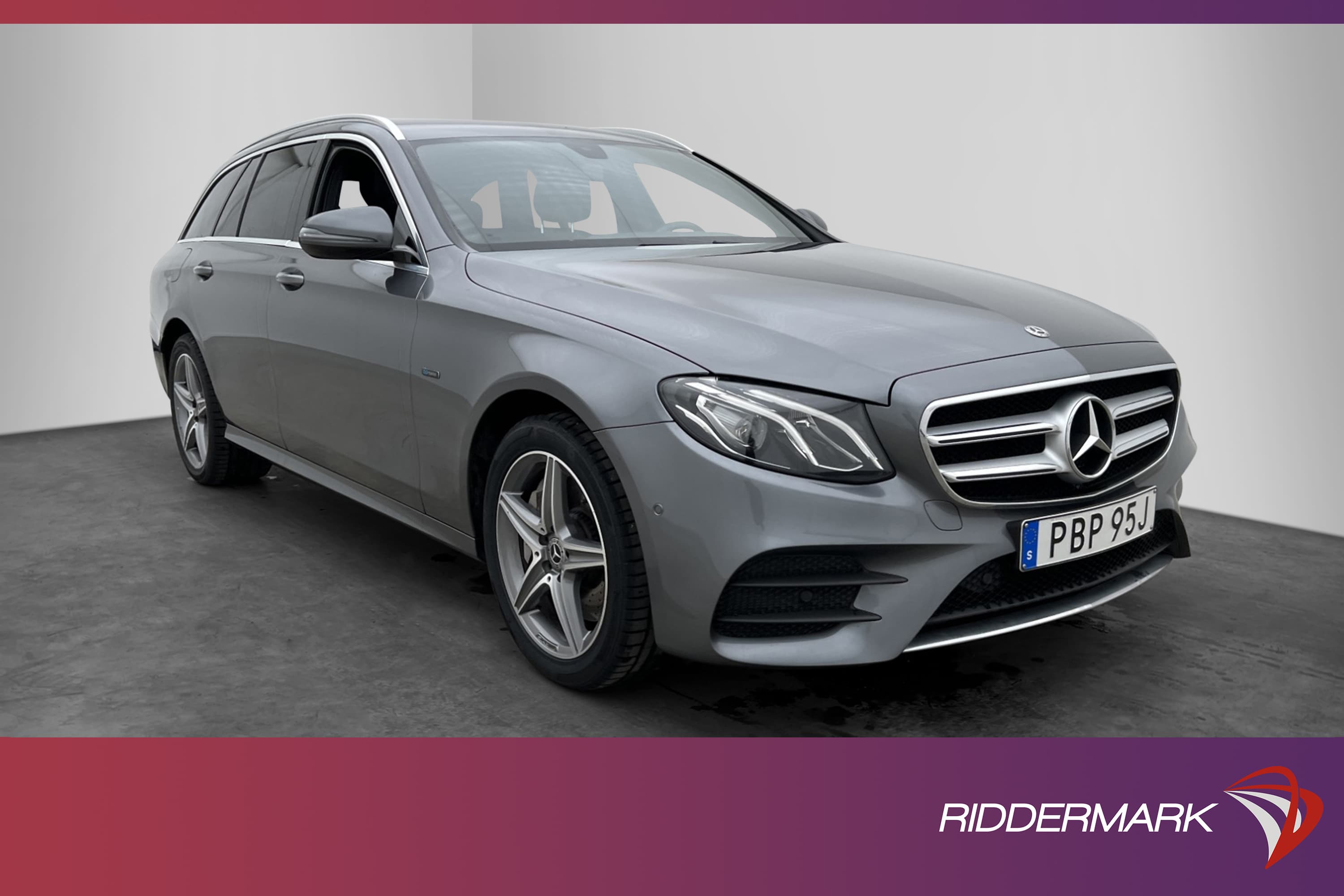 Mercedes-Benz E 300 de AMG Widescreen Dragkrok Värm Kamera