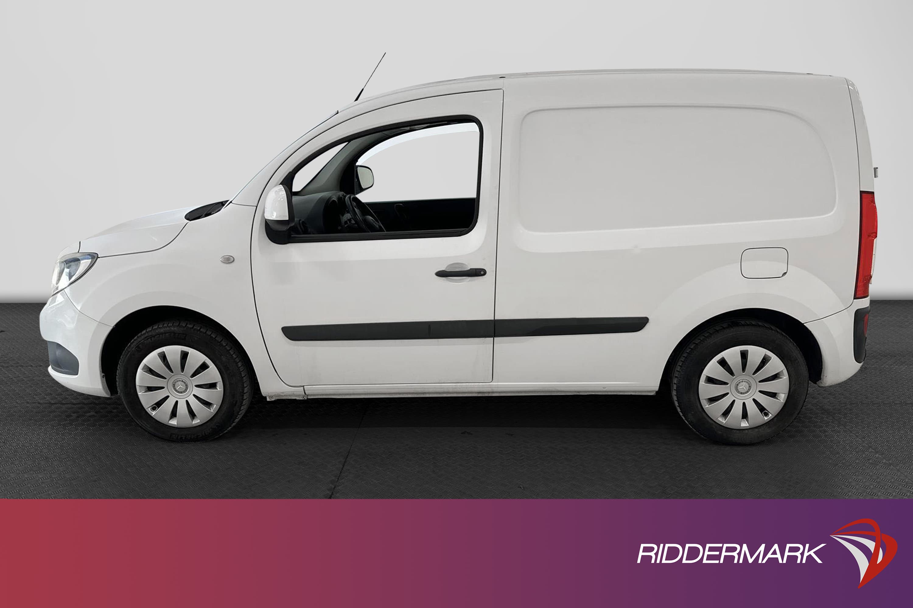 Mercedes-Benz Citan 109 CDI 90hk Dragkrok PDC Nyservad 