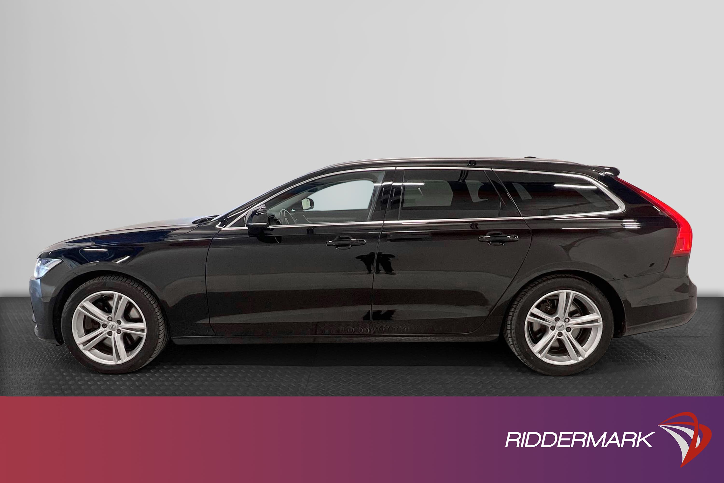 Volvo V90 T5 250hk Voc B-Värm Navi