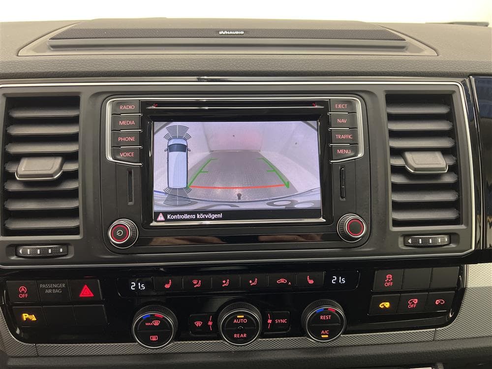 Volkswagen Multivan 2.0TDI Aut 4M Highline 204hk Dynaudio interiör