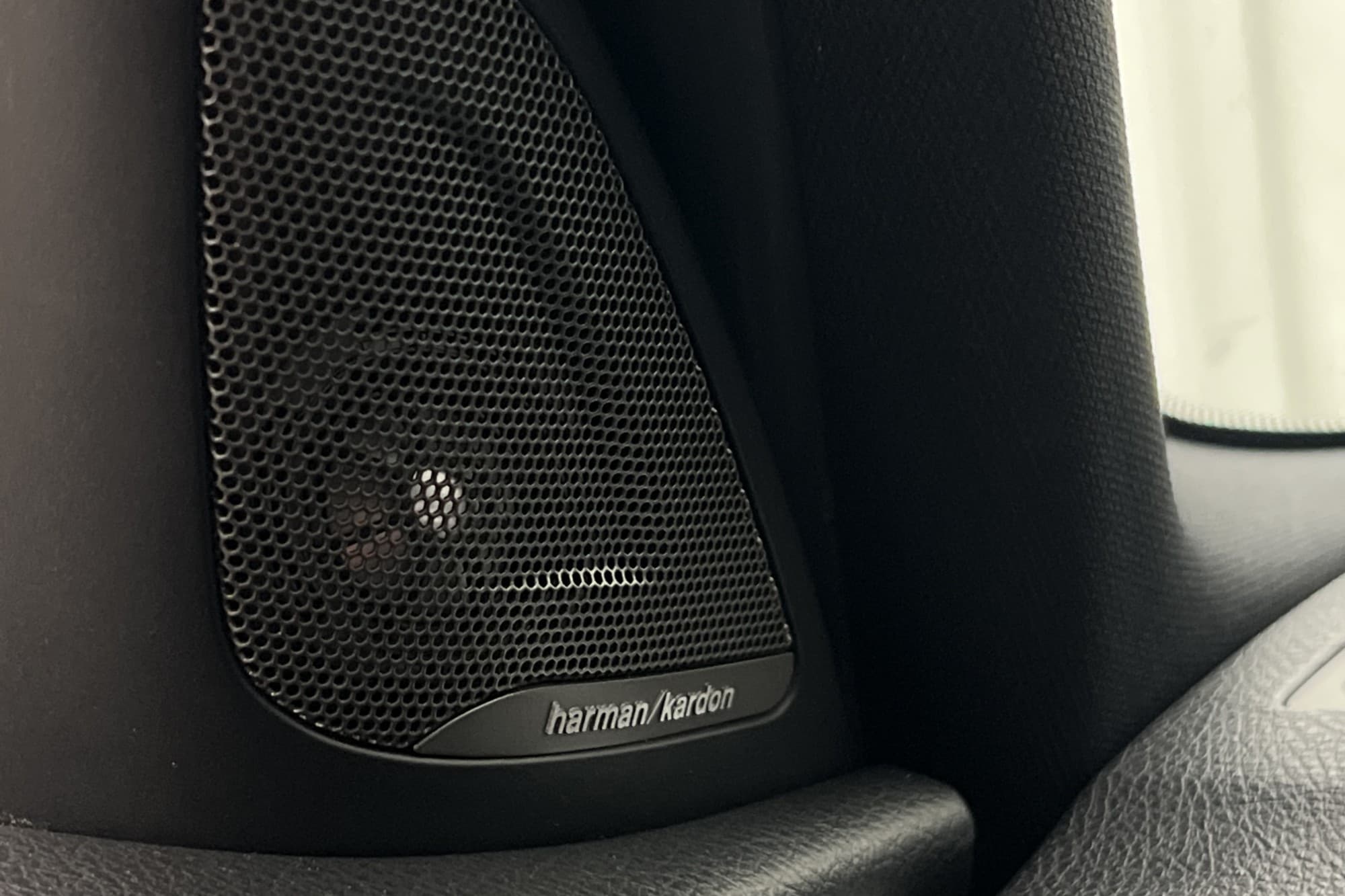 BMW M135i xDrive 326hk Harman/Kardon P-Sensorer