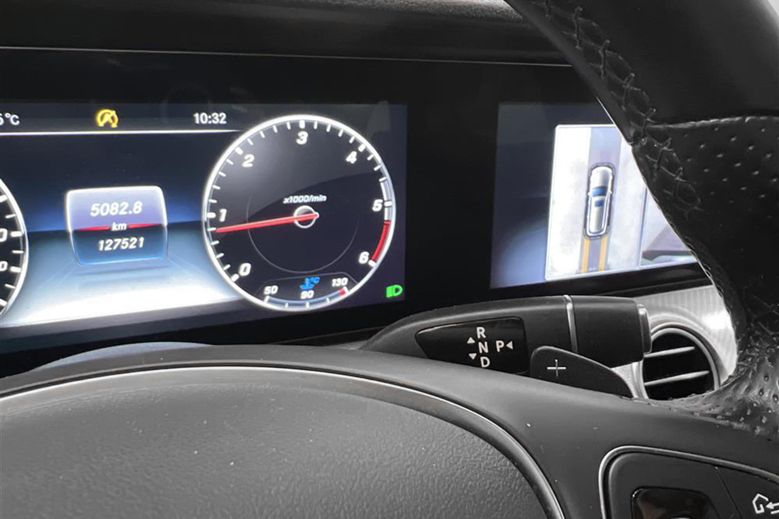 Mercedes-Benz E 220d 4M All-T 194hk D-värm Burmester 360°interiör