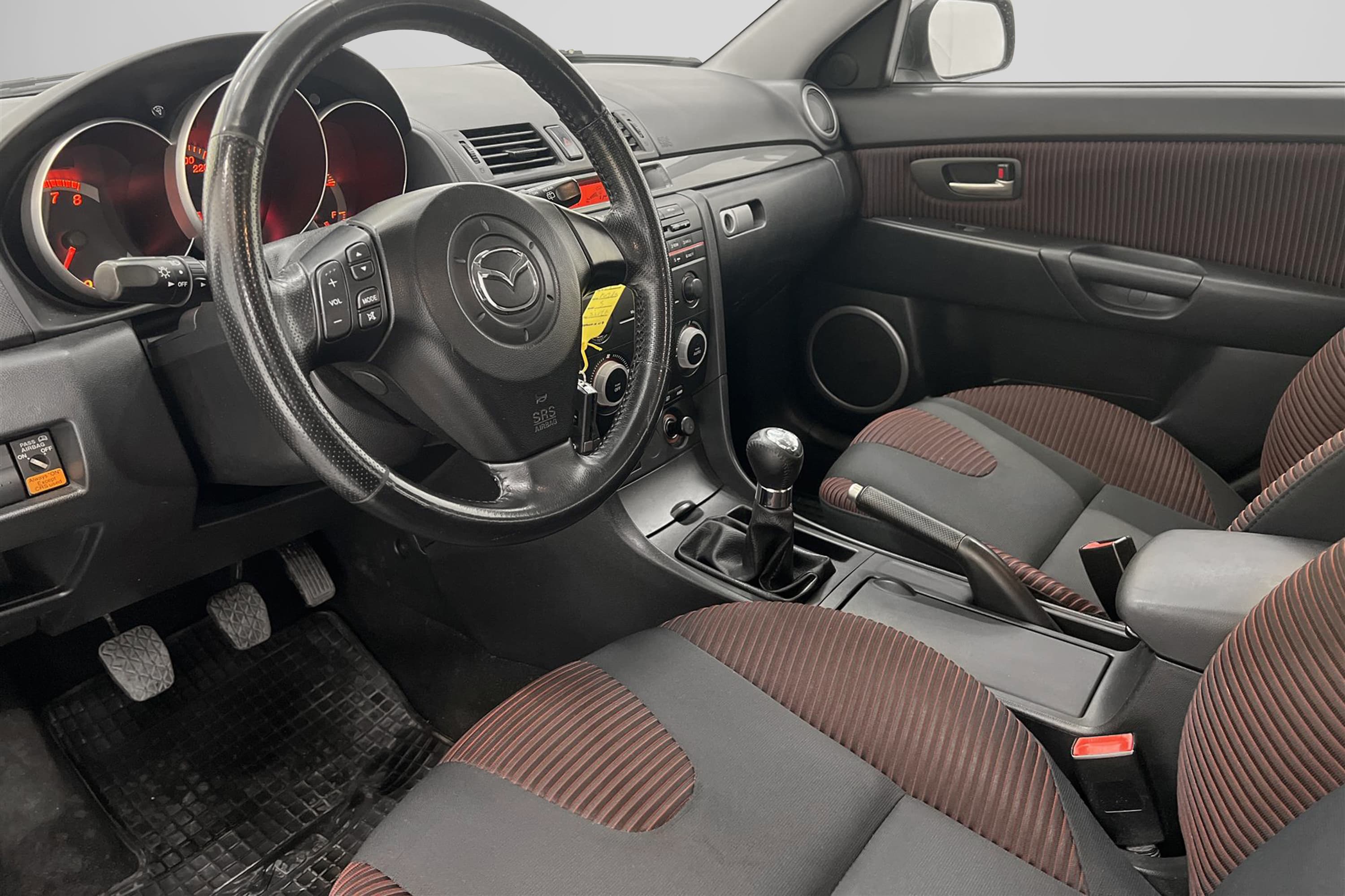 Mazda 3 Sport 2.0 MZR 150hk Motorvärmare Nyservad 