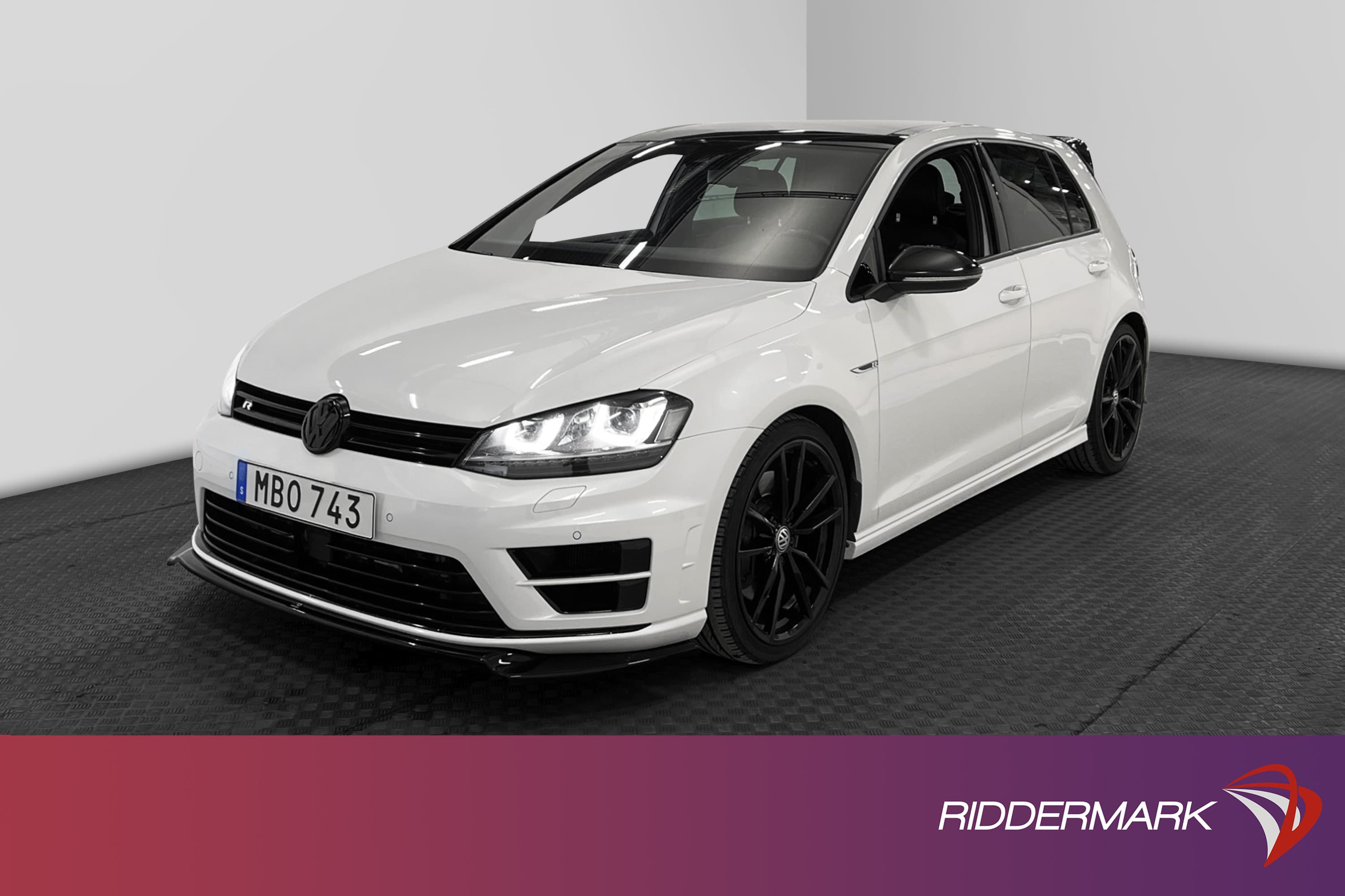 Volkswagen Golf R  4M 300hk