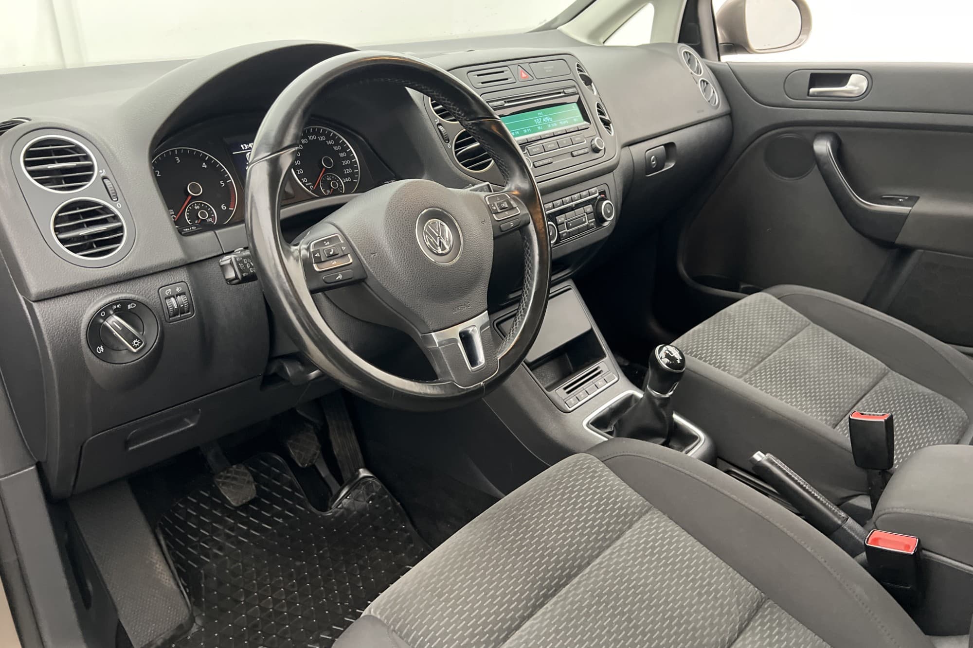 Volkswagen Golf Plus 1.6 TDI 105hk Sensorer Farthållare