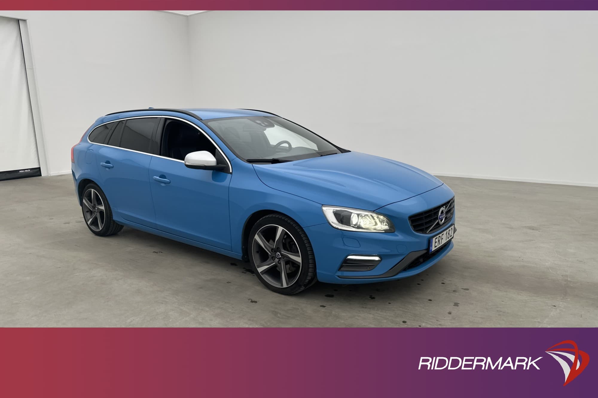Volvo V60 D4 AWD 181hk