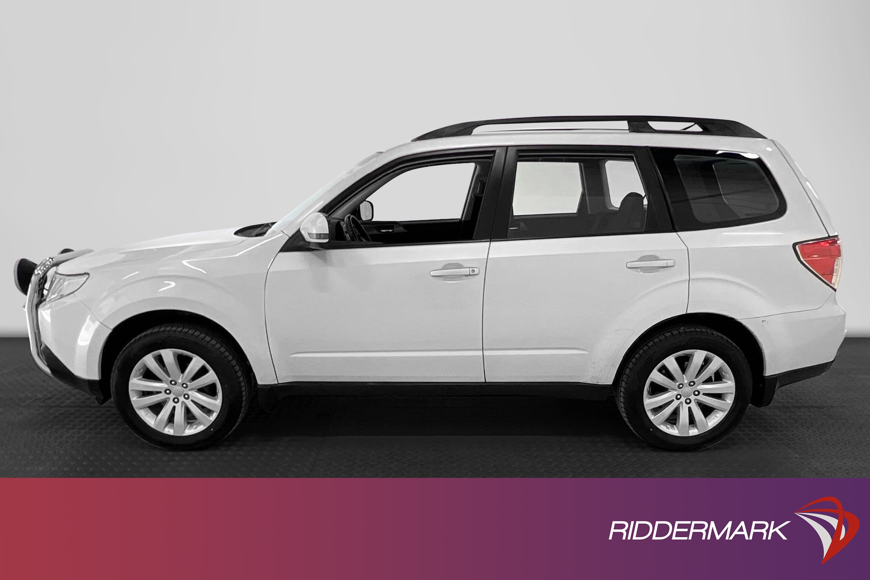 Subaru Forester 2.0 X 150hk 4WD Backkamera Drag Nyservad
