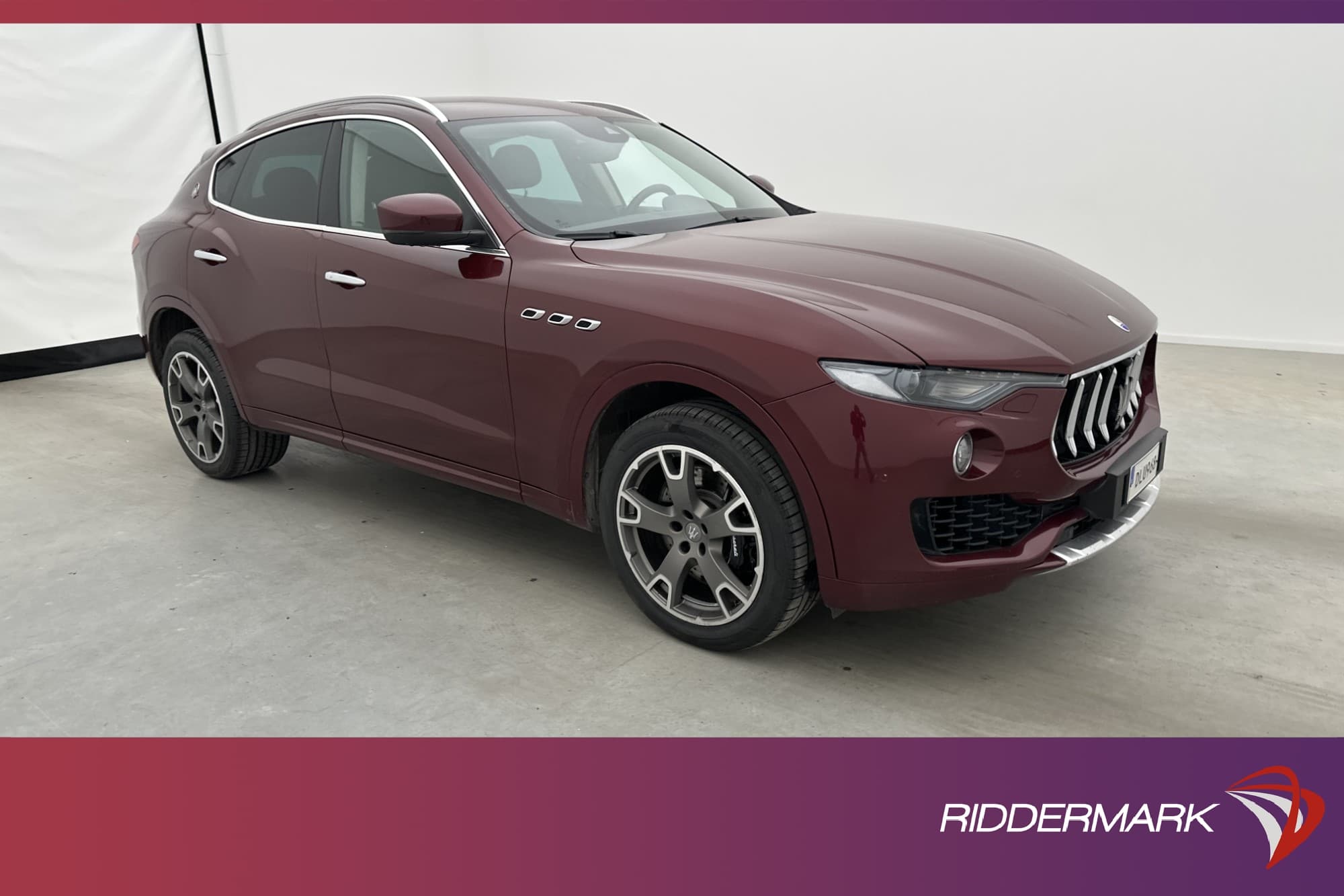 Maserati Levante S 430hk 360° Skinn Navi Luftfjäd Svensksåld