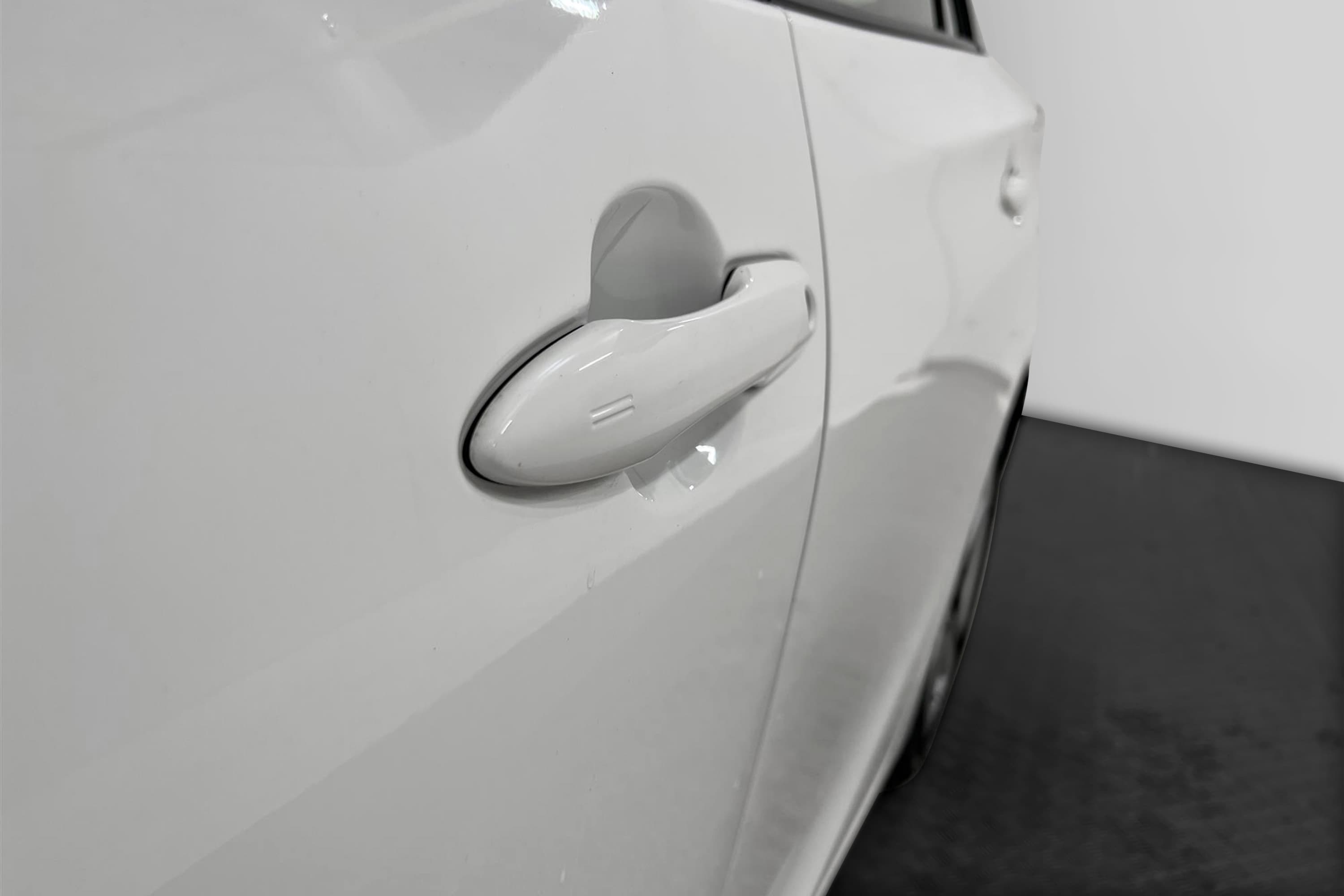Toyota Prius Hybrid CVT 122hk B-Kam L-Assist 0,33L/mil