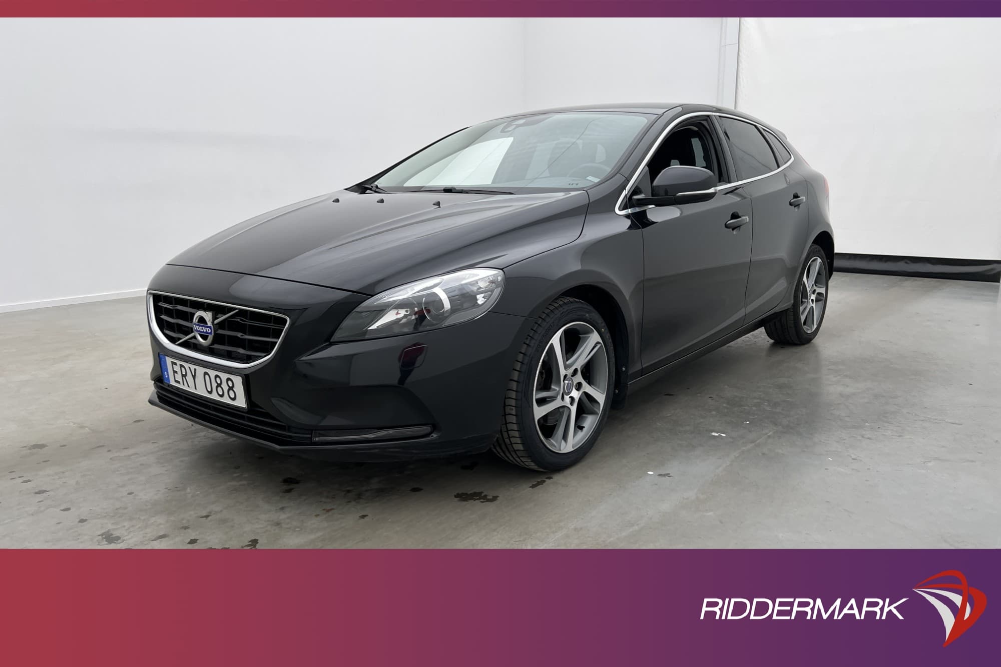 Volvo V40 T2 120hk