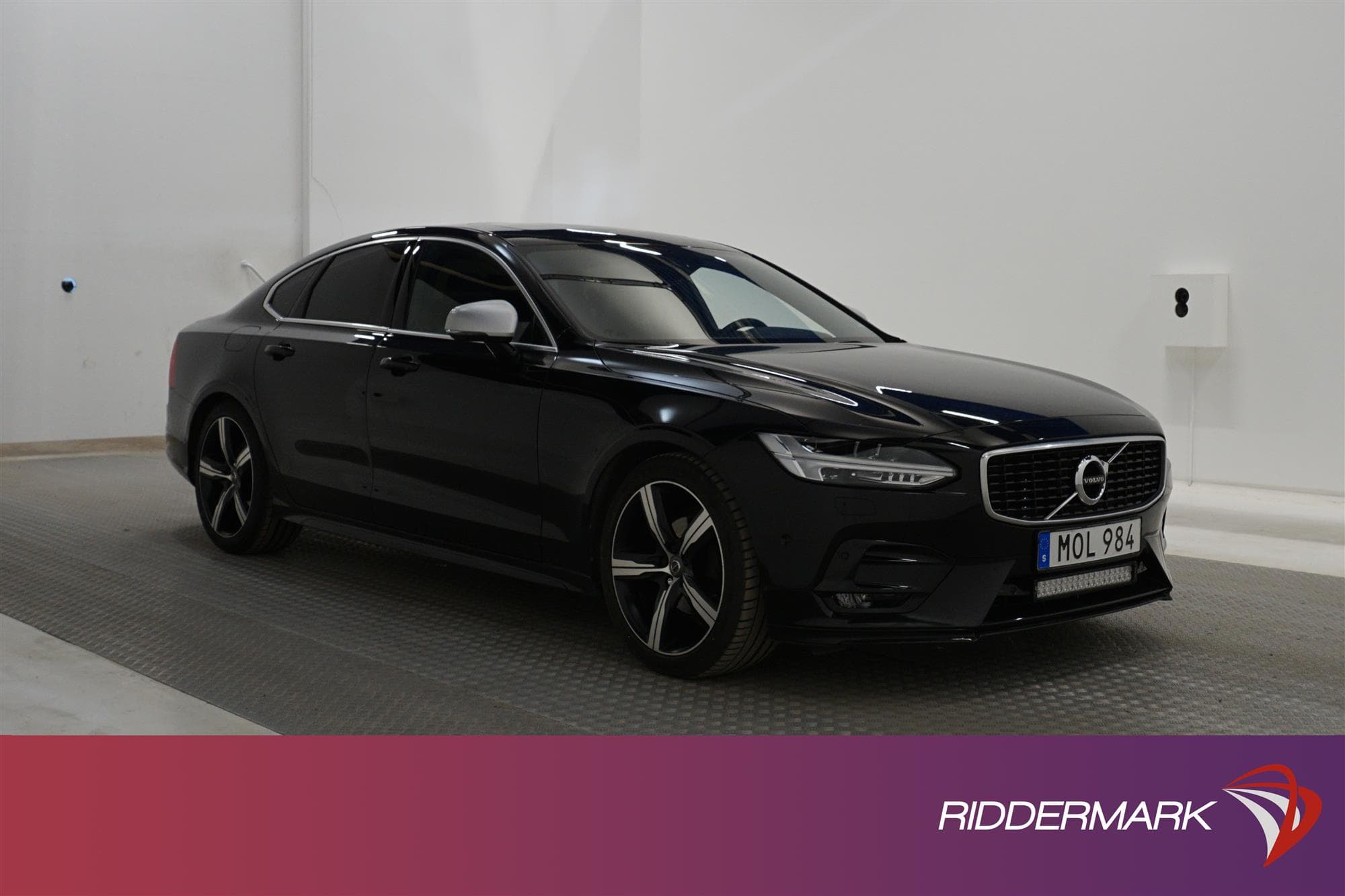 Volvo S90 D4 190hk AWD R-Design D-värm Taklucka Navi B-kam 