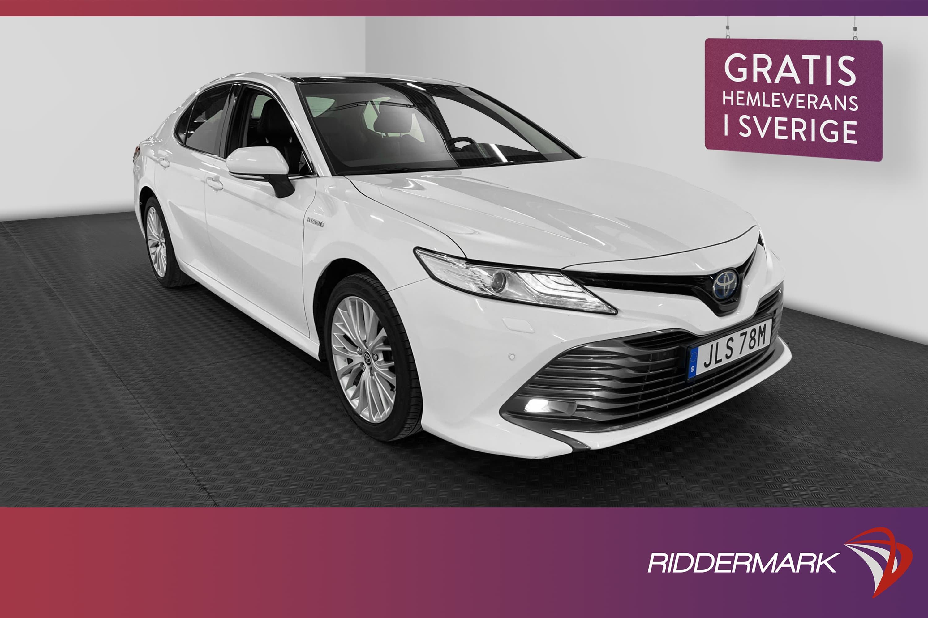 Toyota Camry Hybrid CVT 218hk