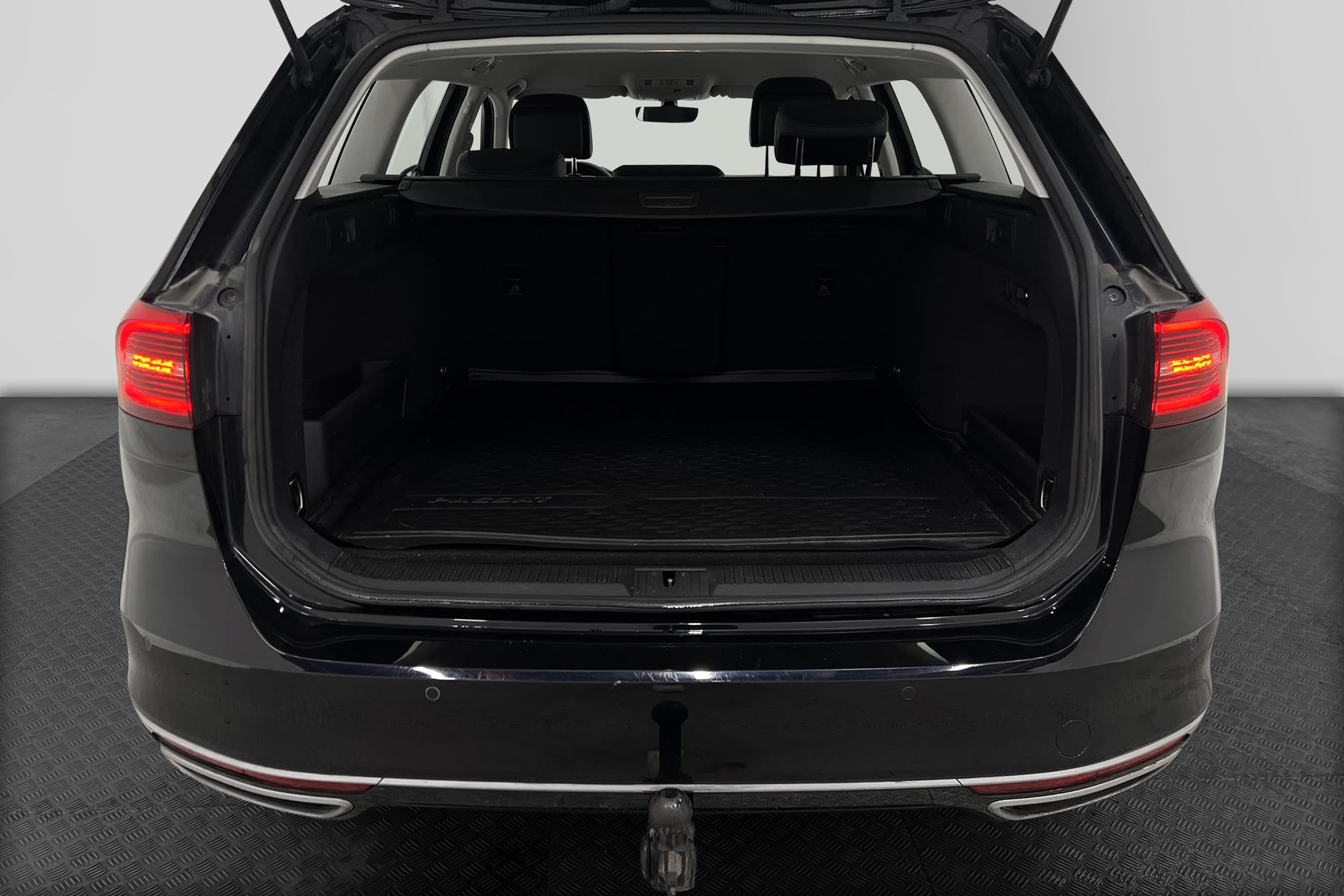 Volkswagen Passat GTE 218hk Executive Värmare Drag Kamera