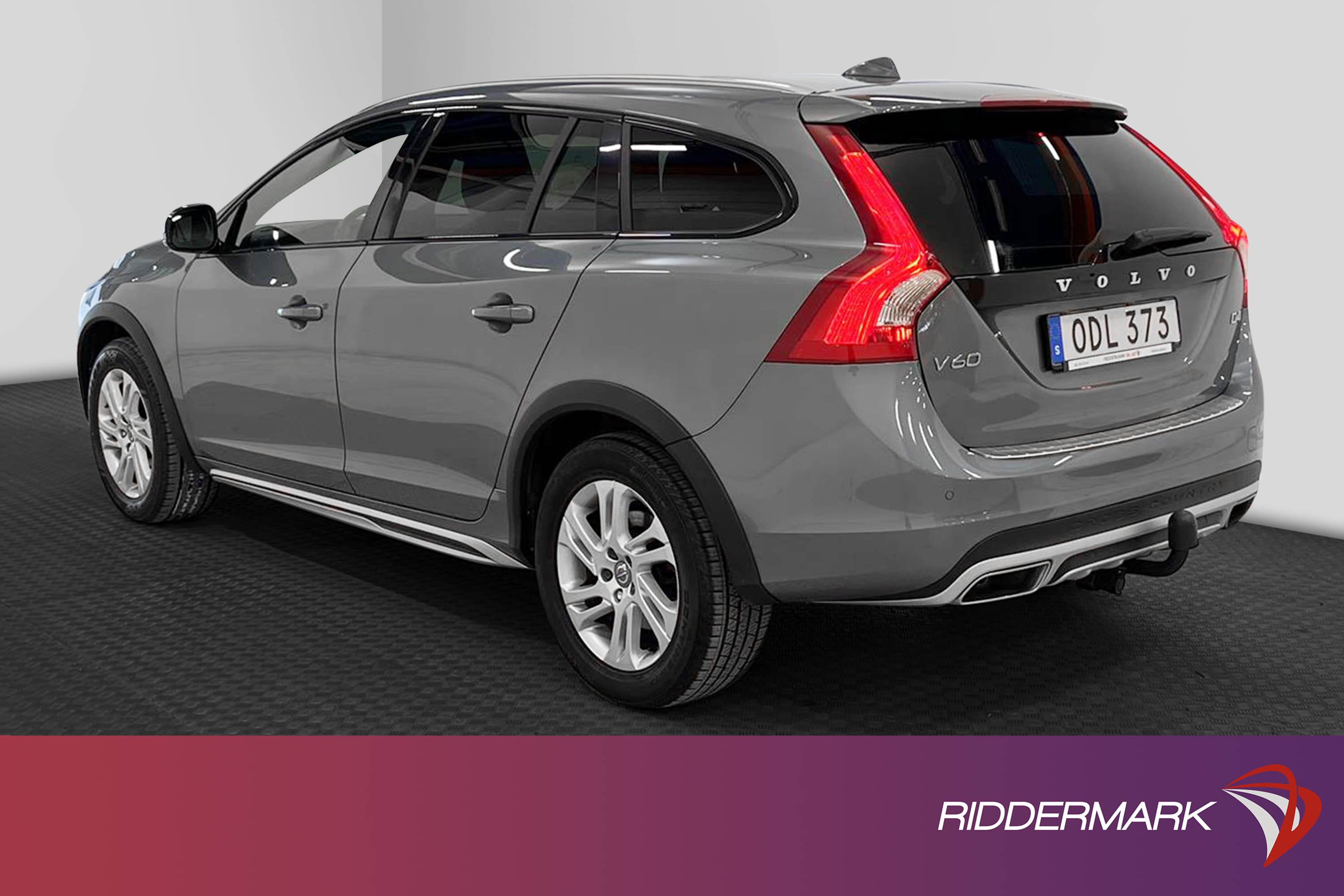 Volvo V60 Cross Country D4 190hk Voc D-Värm Drag BLIS PDC