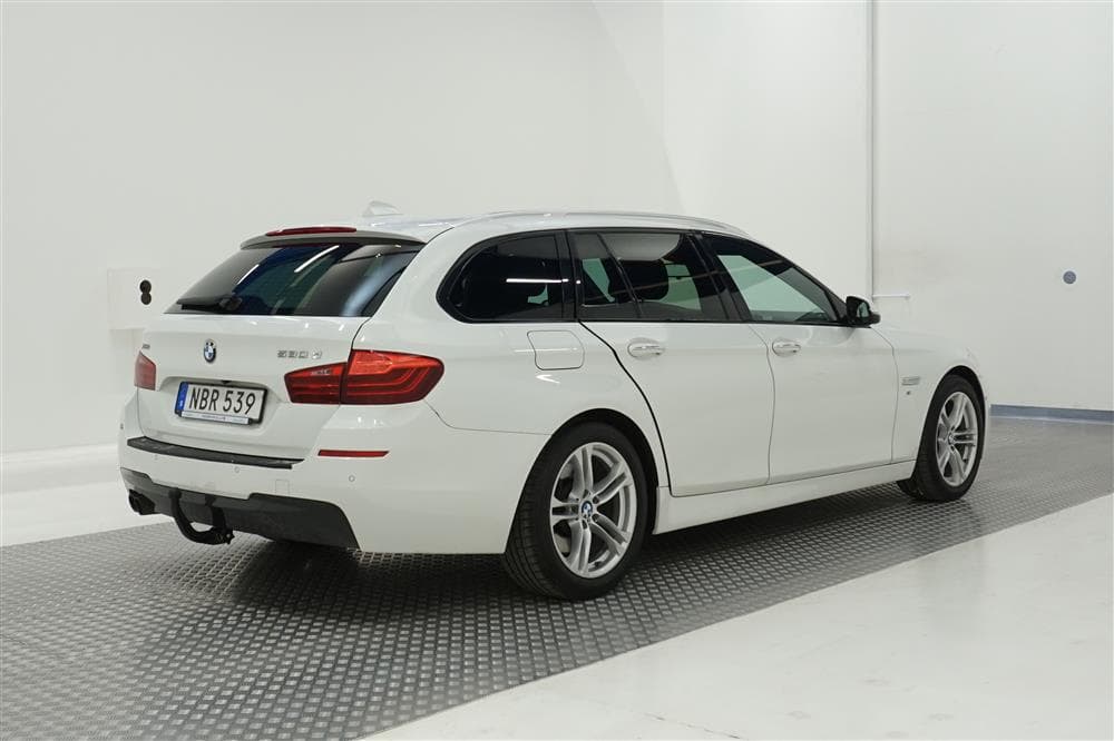 BMW 530d xDrive 258hk M-Sport Panorama Harman/Kardon HUD exteriör