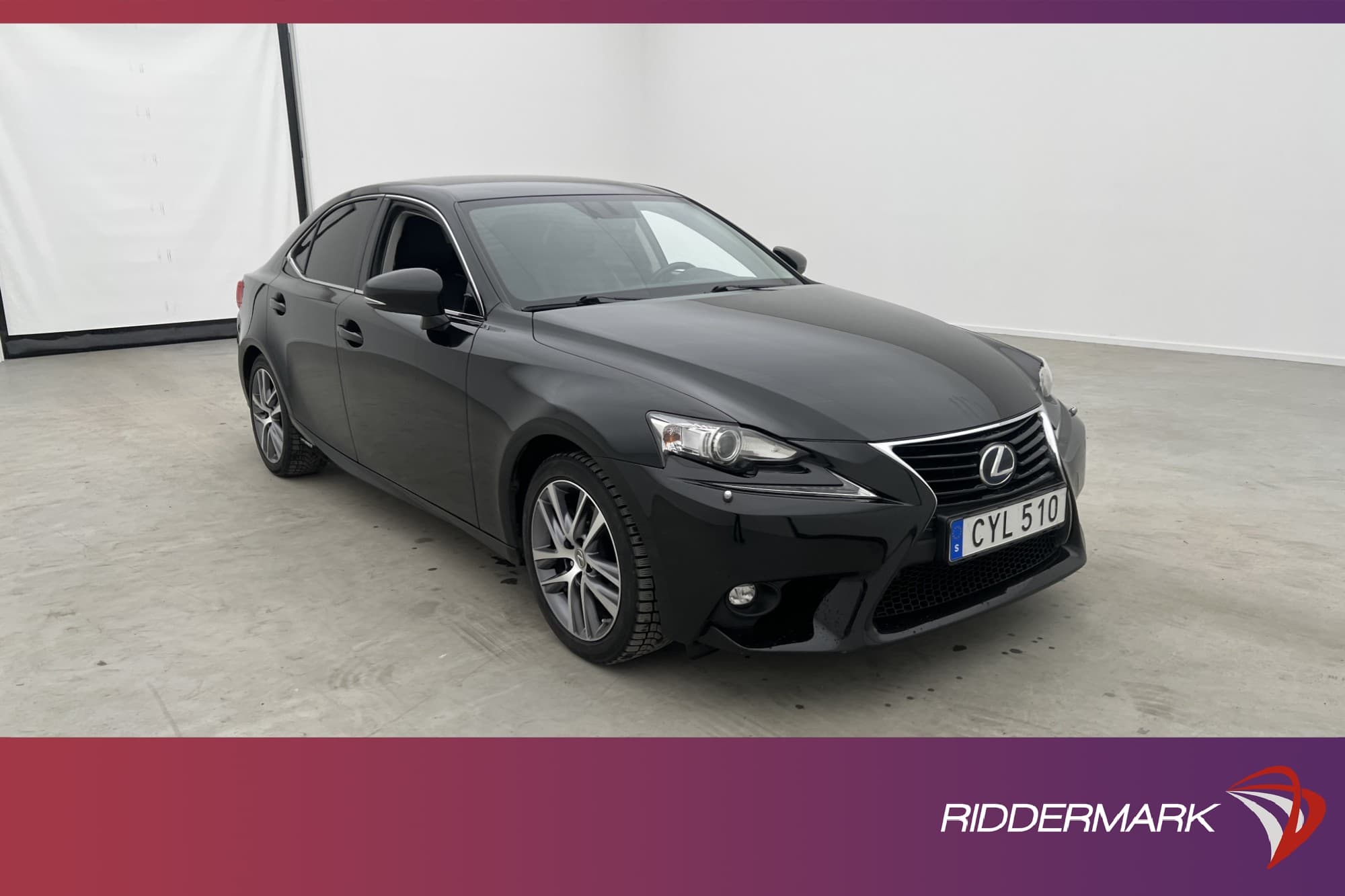 Lexus IS 300h 2.5 CVT
