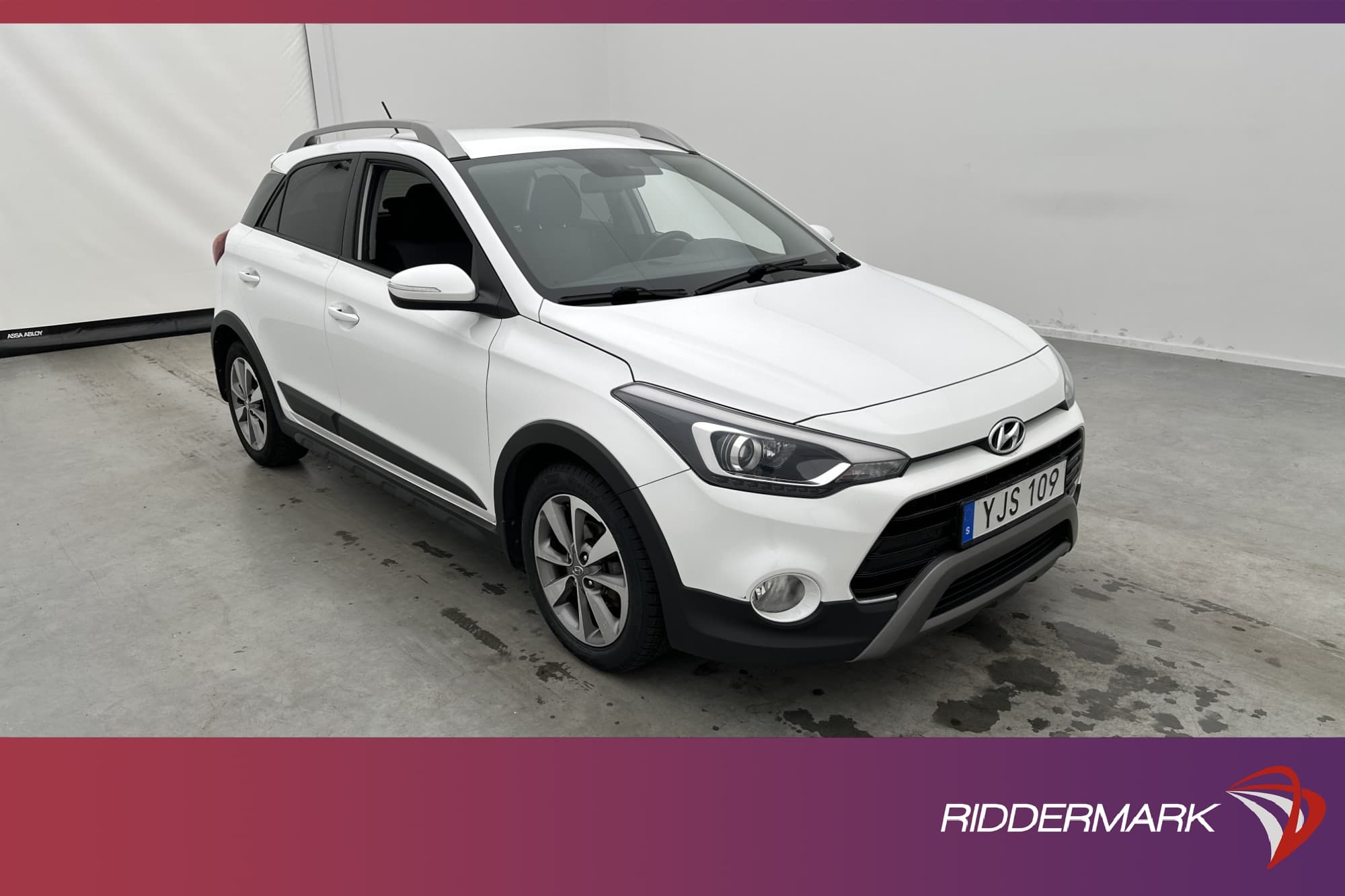 Hyundai i20 Active 1.4 101hk Premium P-sensorer Rattvärme