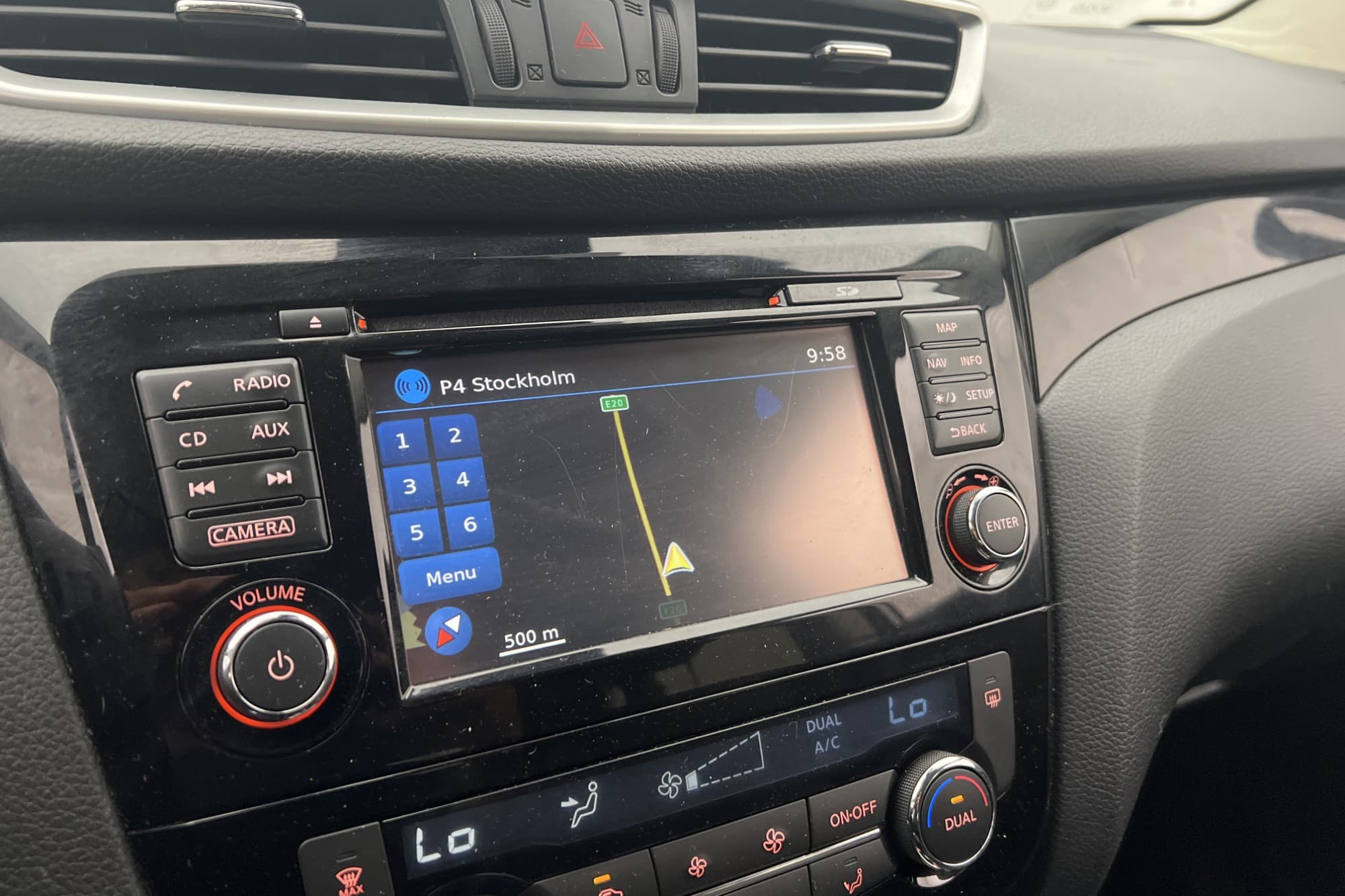 Nissan Qashqai 1.6 130hk N-Connecta Navi 360° Lane assist