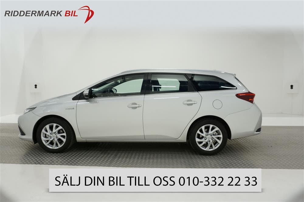 Toyota Auris 1.8 HSD Touring Sports 136hk