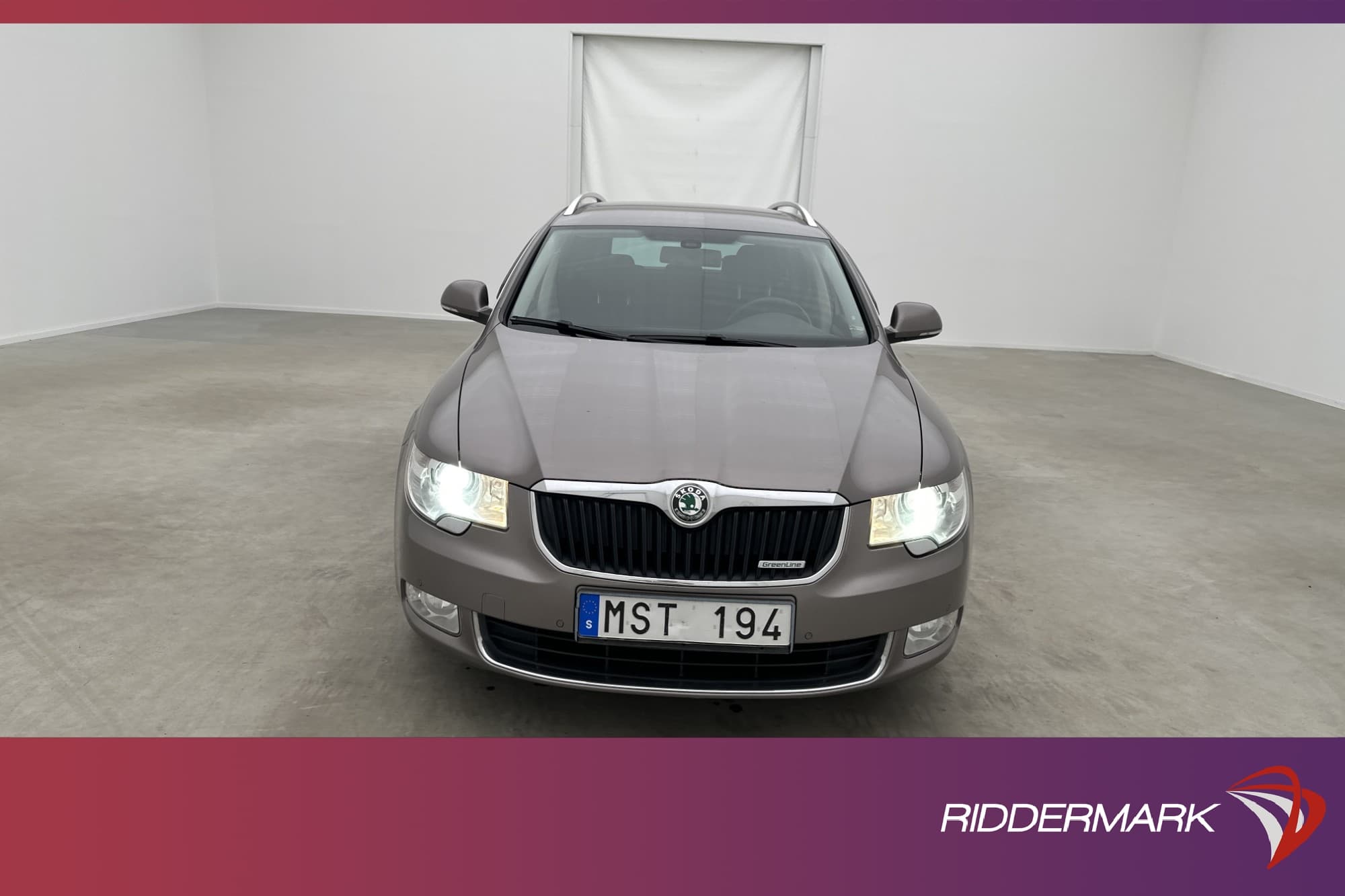 Skoda Superb Kombi 1.6 TDI 105hk
