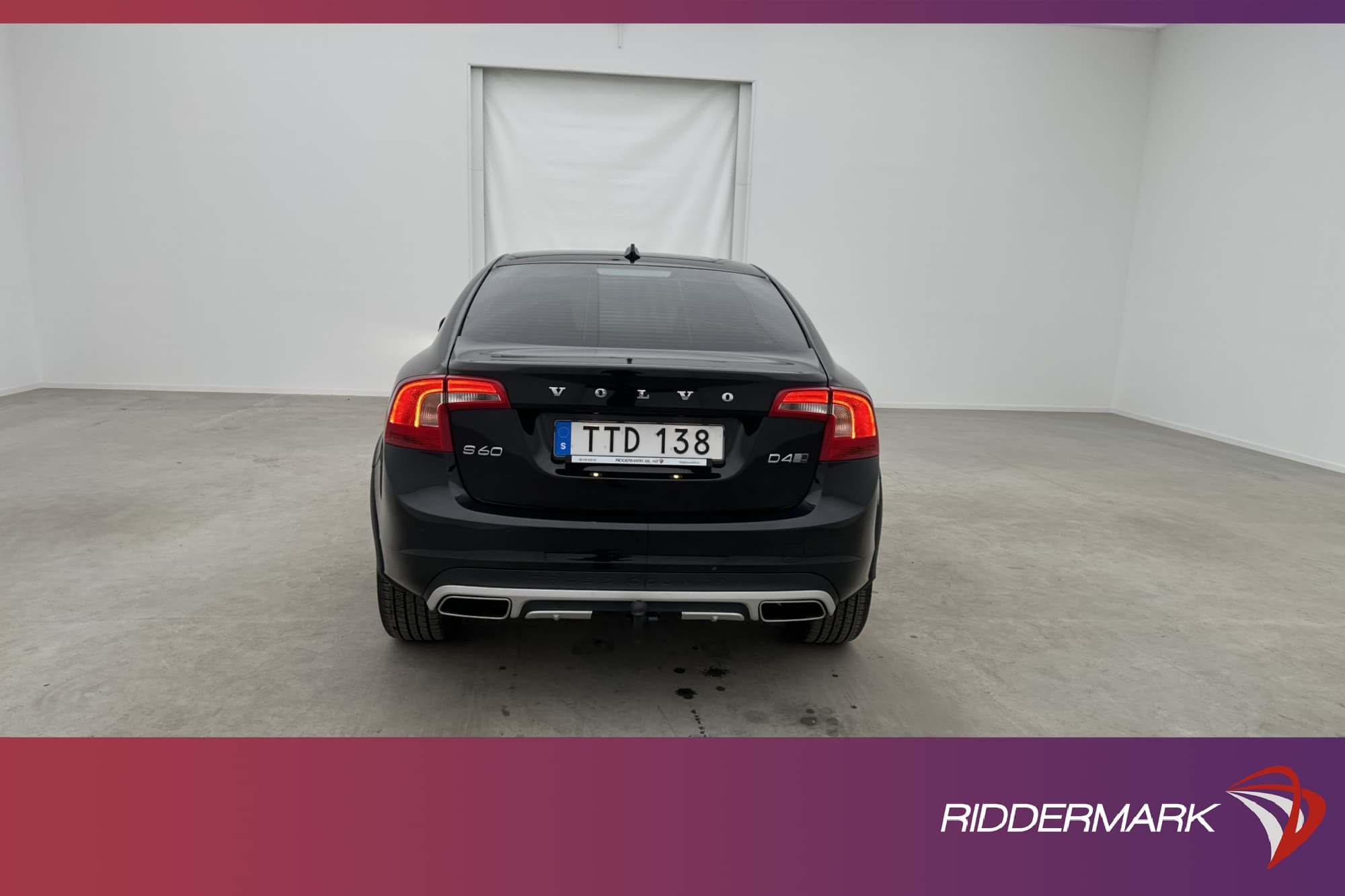 Volvo S60 Cross Country D4 AWD Classic