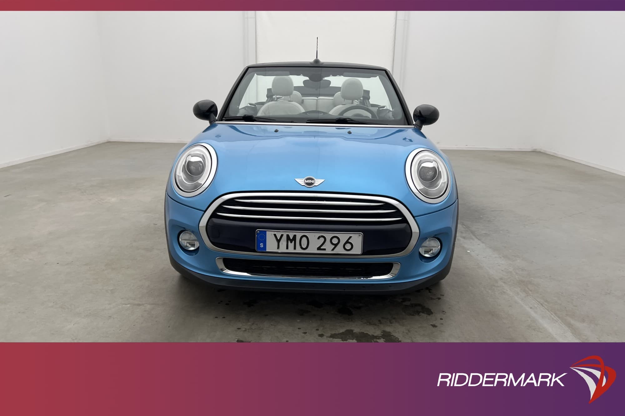 MINI Cooper Convertible