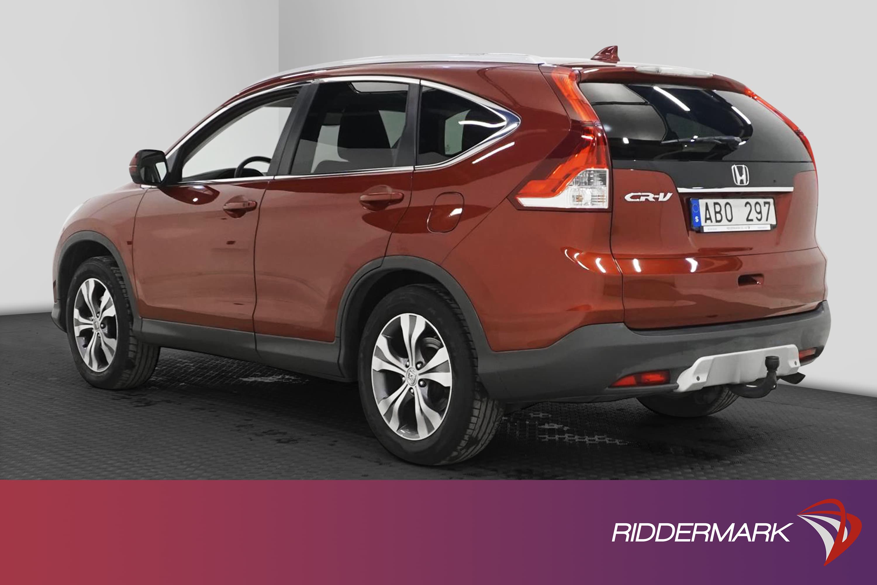 Honda CR-V 2.2 i-DTEC 4WD 150hk Pano Värmare Kamera GPS Drag