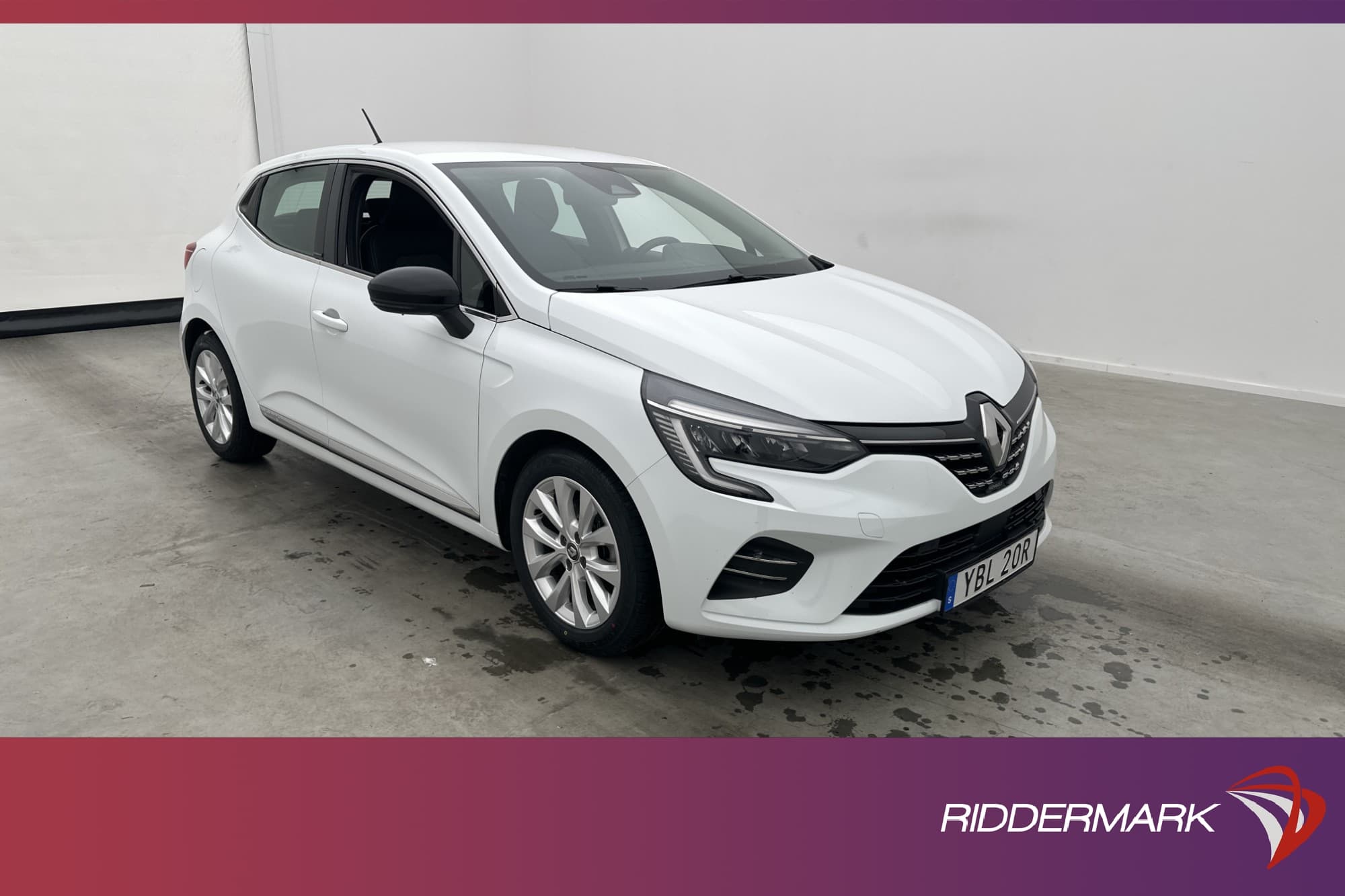 Renault Clio E-TECH 140hk