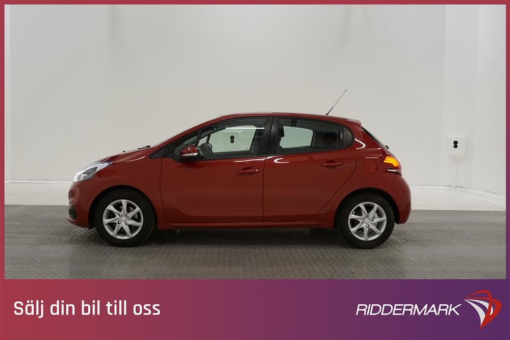 Peugeot 208 PureTech 82hk