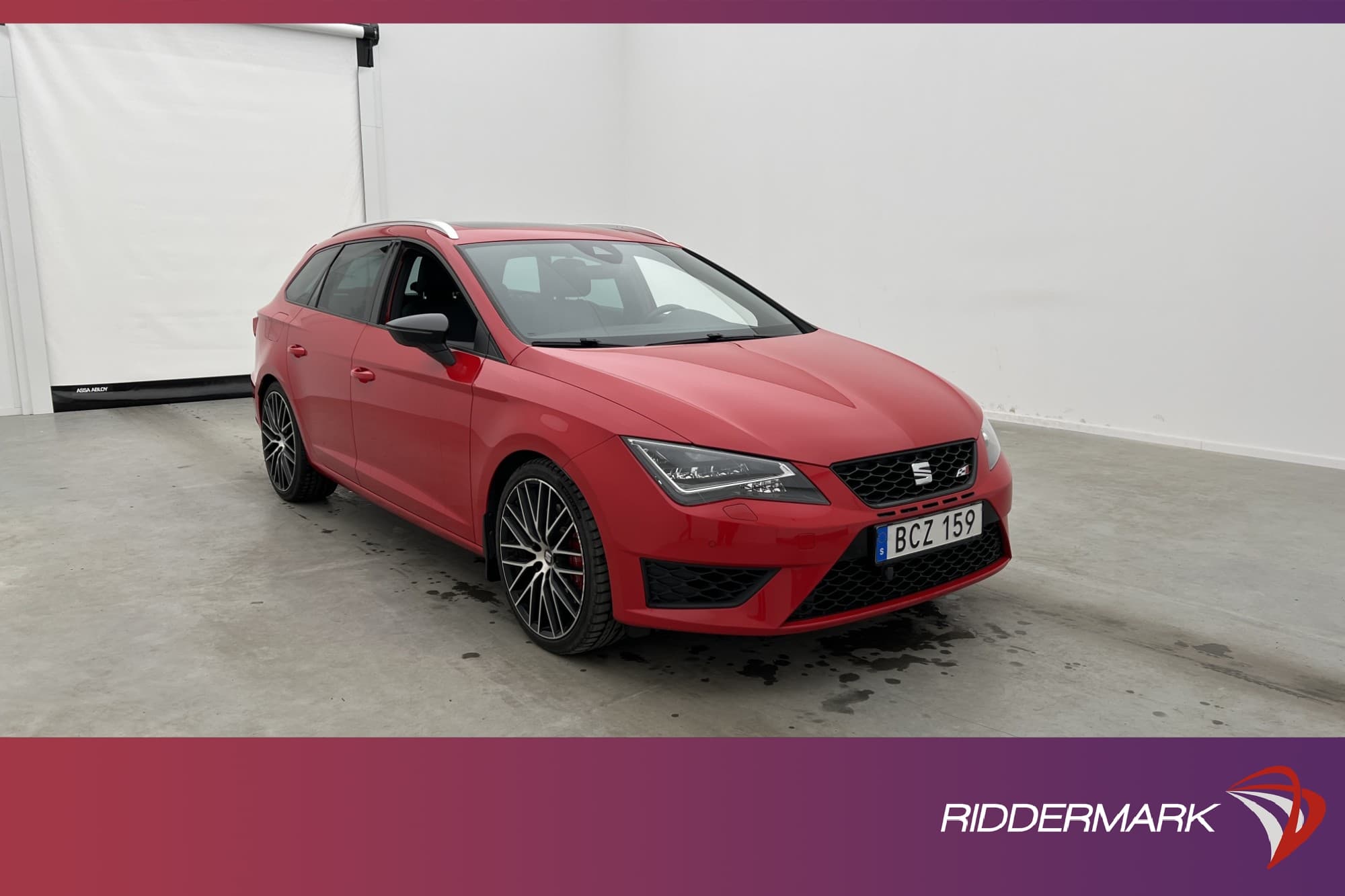 SEAT Leon Cupra ST TSI 290hk