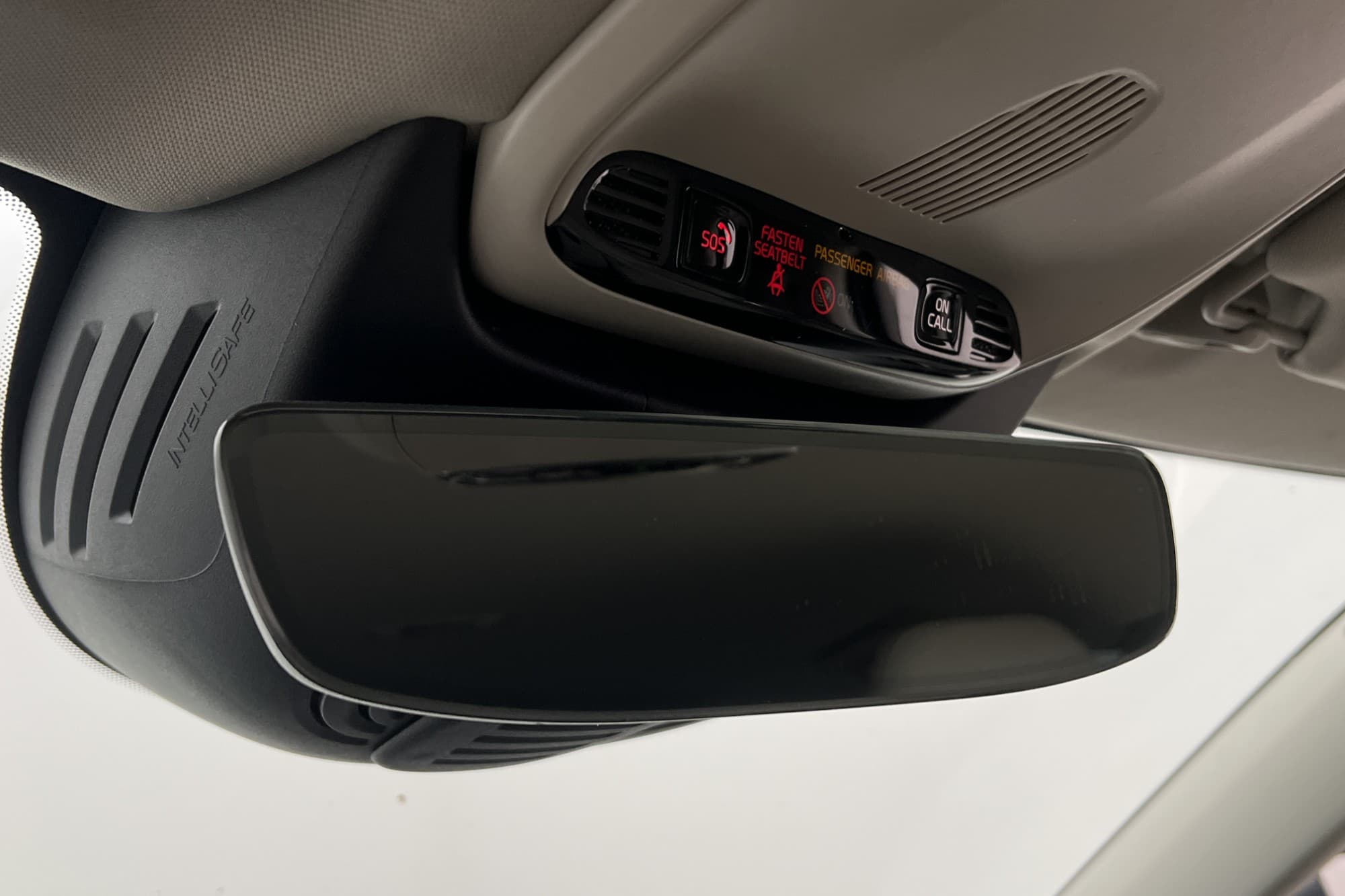 Volvo V90 D4 AWD Momentum VOC Värmare Drag Skinn CarPlay