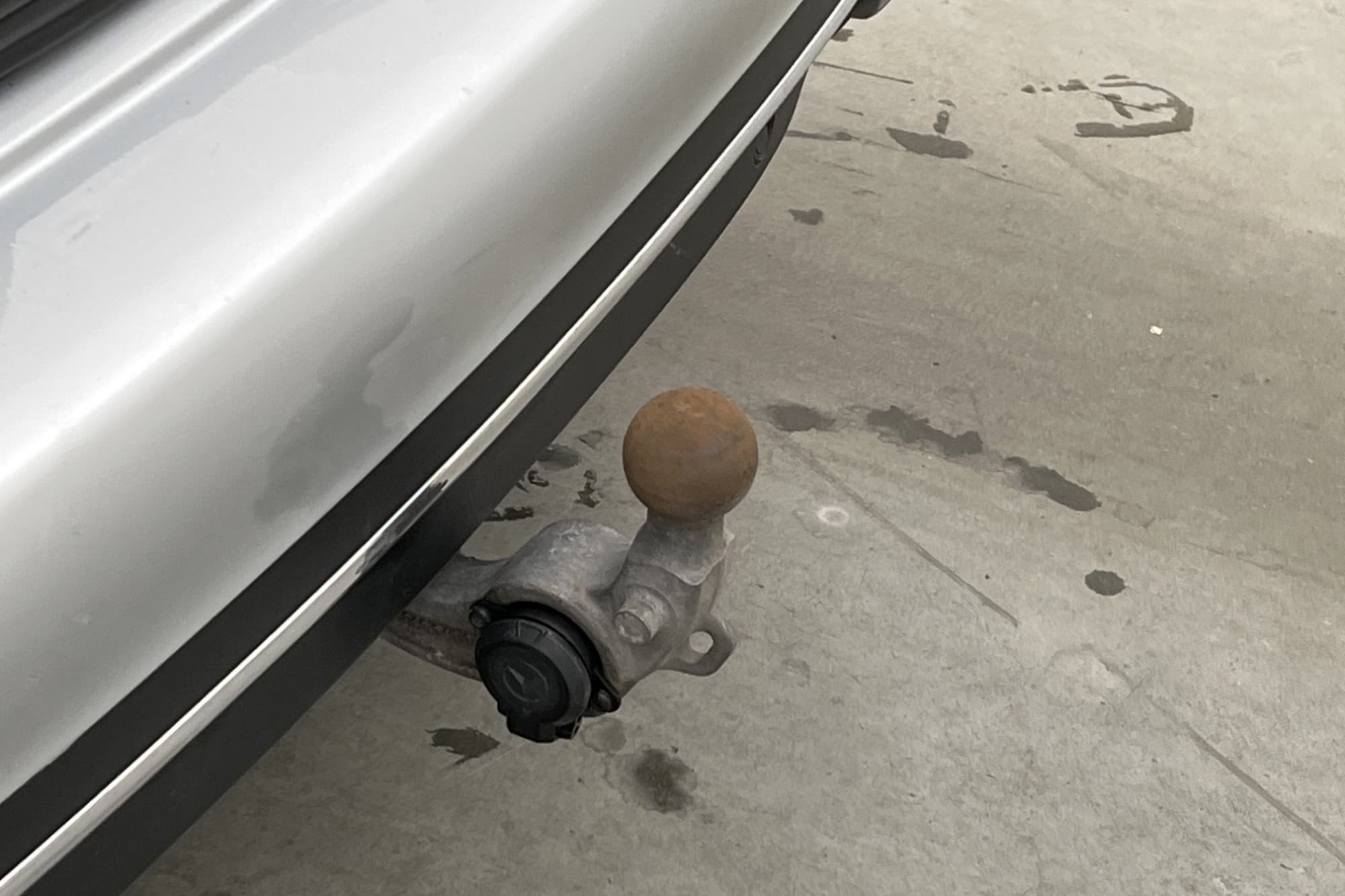 Mercedes-Benz E 220 T d 194hk 4M 360º Kamera Navi Drag