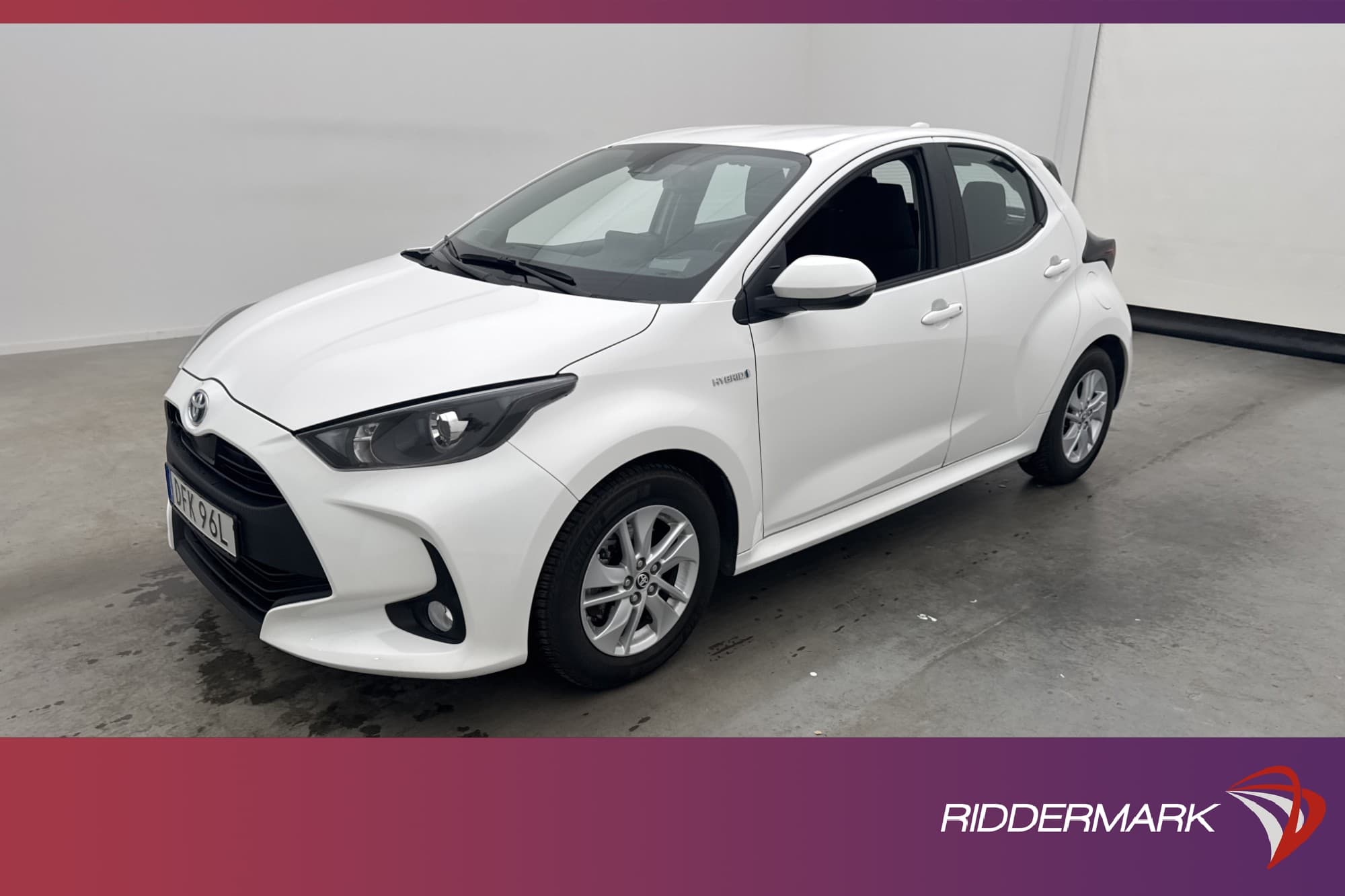Toyota Yaris Hybrid CVT 116hk