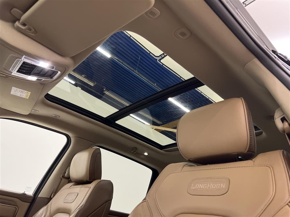 Dodge Ram Limited Longhorn 5.7 395hk Luftfjädring Pano Moms 