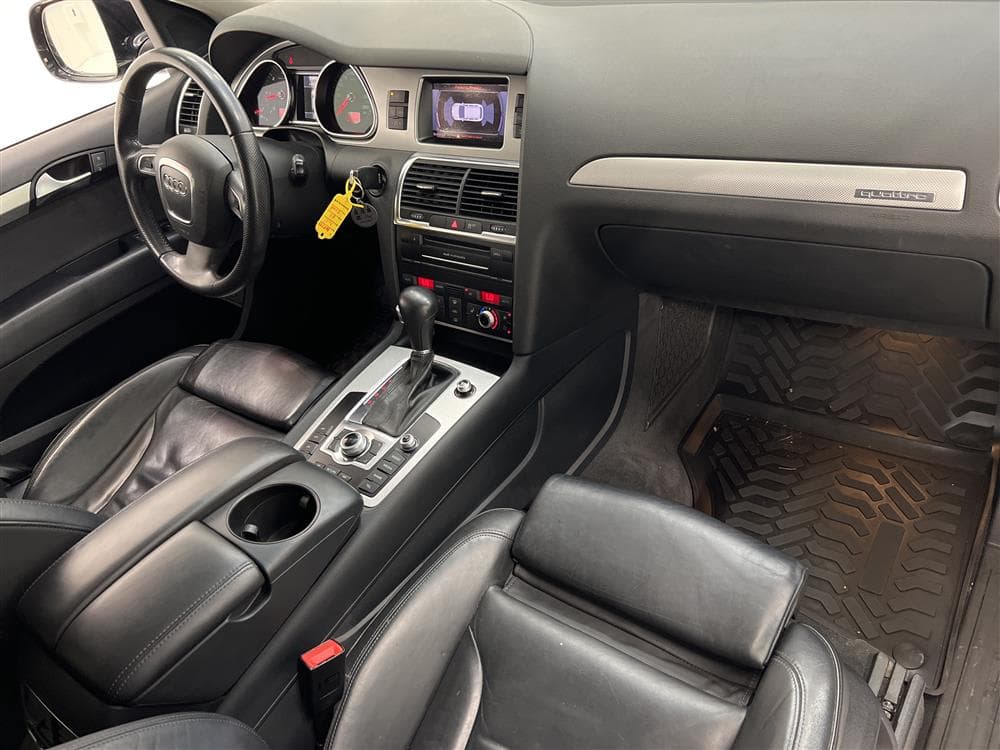 Audi Q7 3.0 TDI 239hk Quattro 7-Sits Skinn P-Sens Välservadinteriör