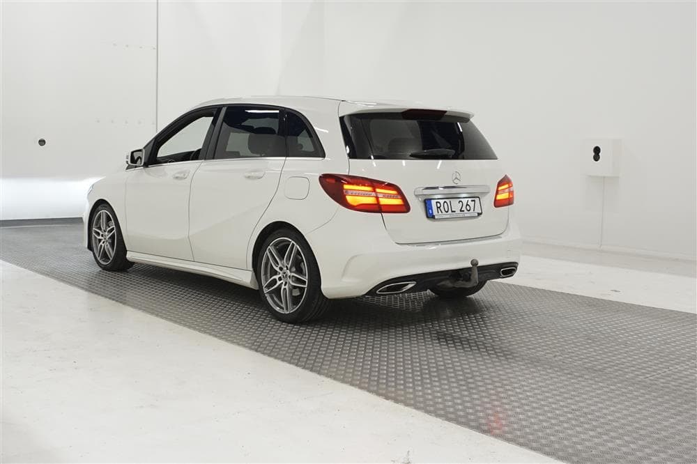 Mercedes-Benz B 180 122hk
