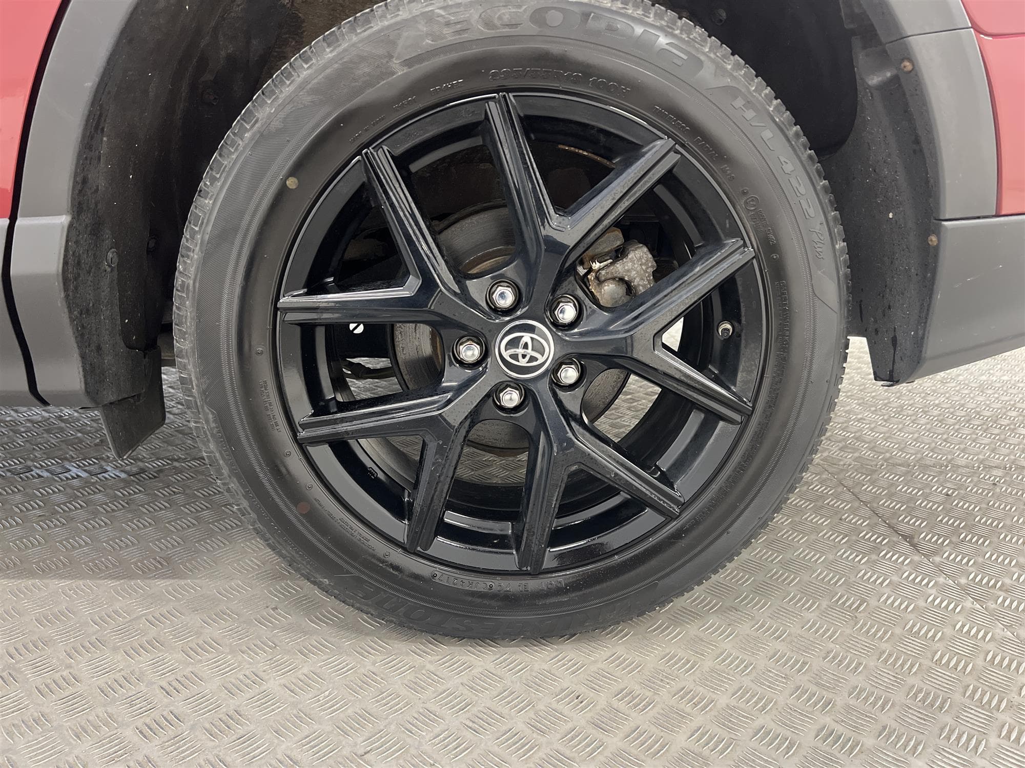 Toyota RAV4 2.5 HSD AWD 197hk 1 Brukare Navi B-Kam Keyless